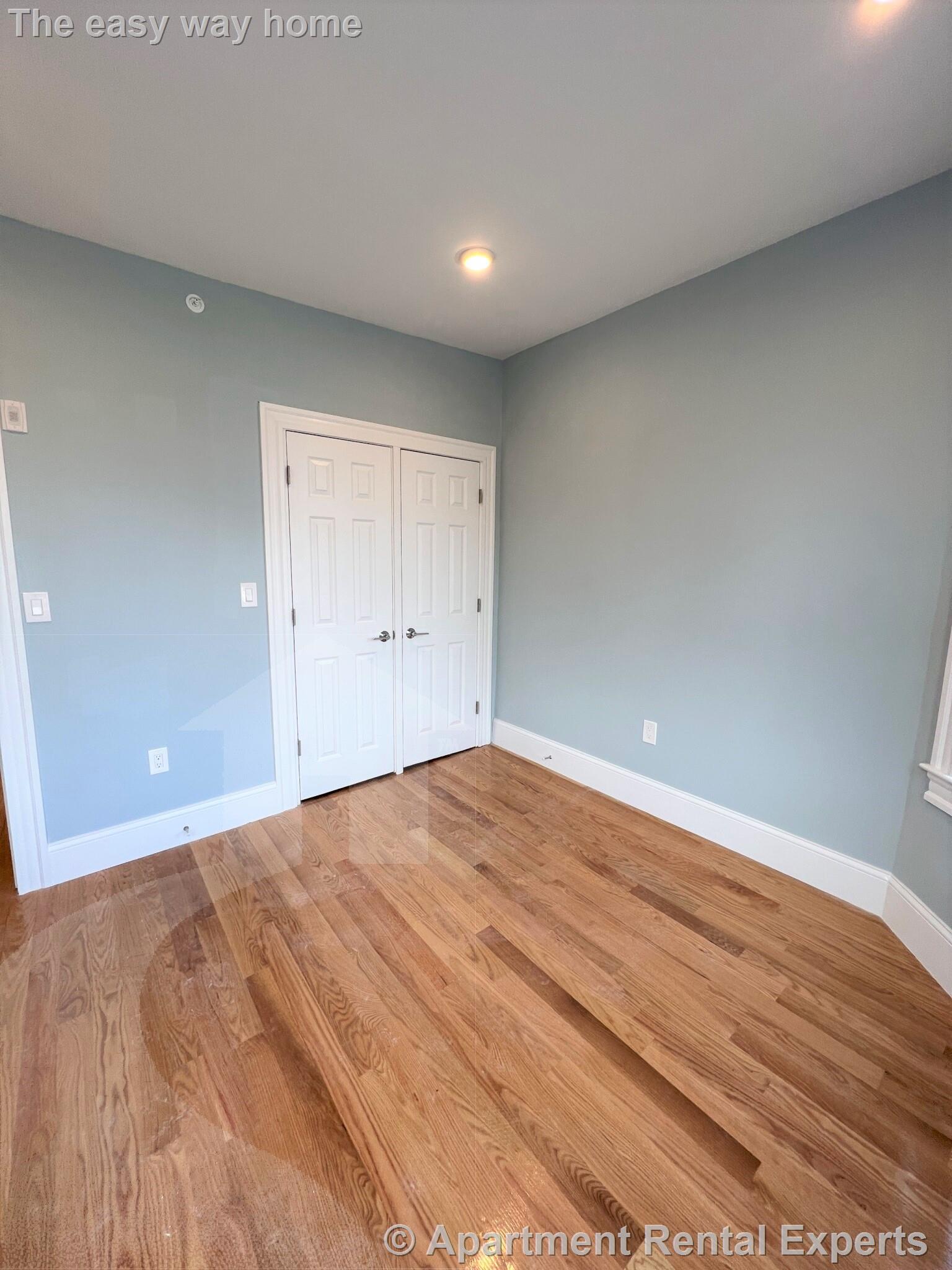 75 Winchester St, Ball Square