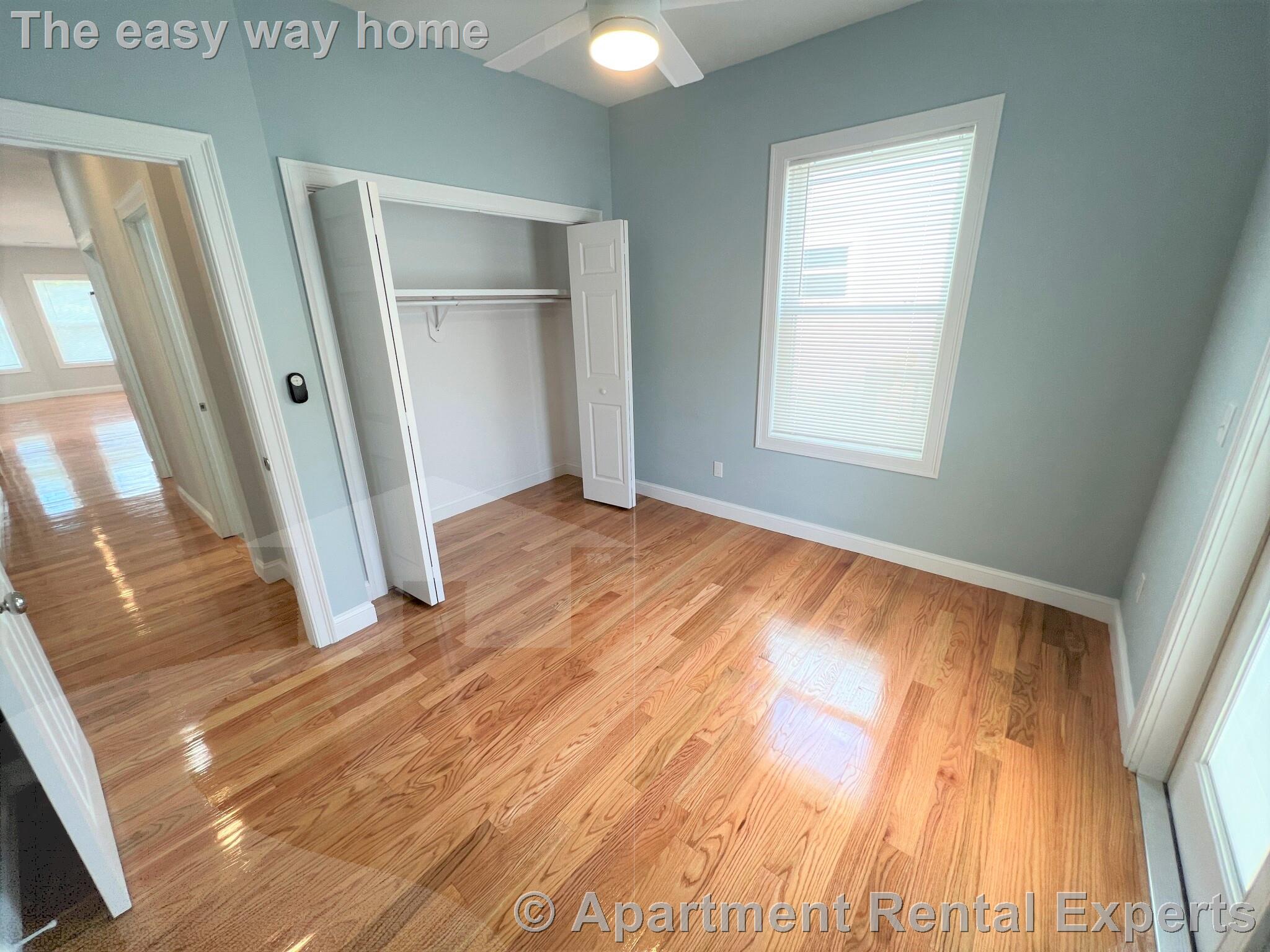 126 Cross St, East Somerville