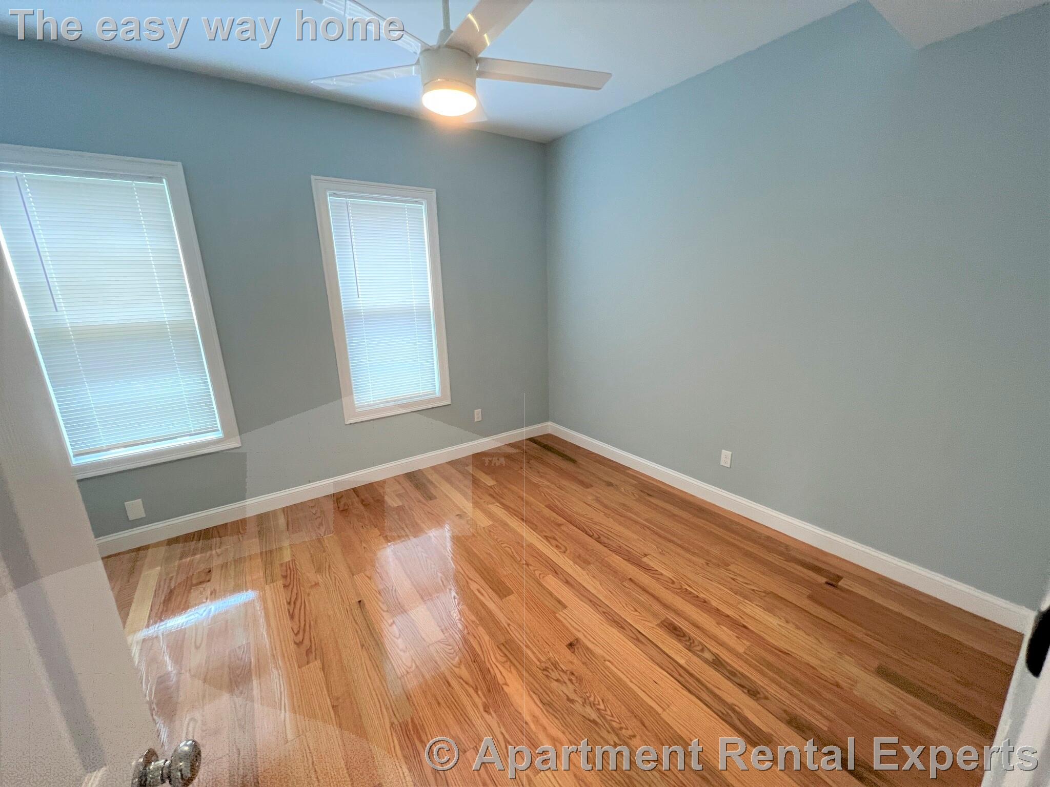 126 Cross St, East Somerville