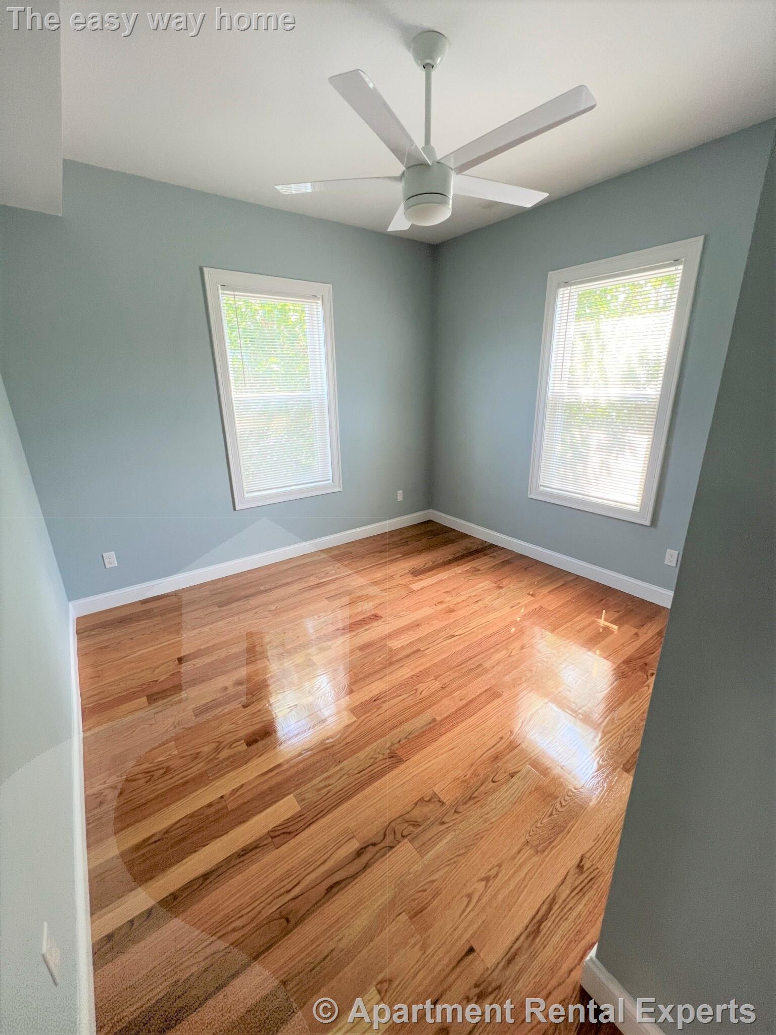 126 Cross St, East Somerville