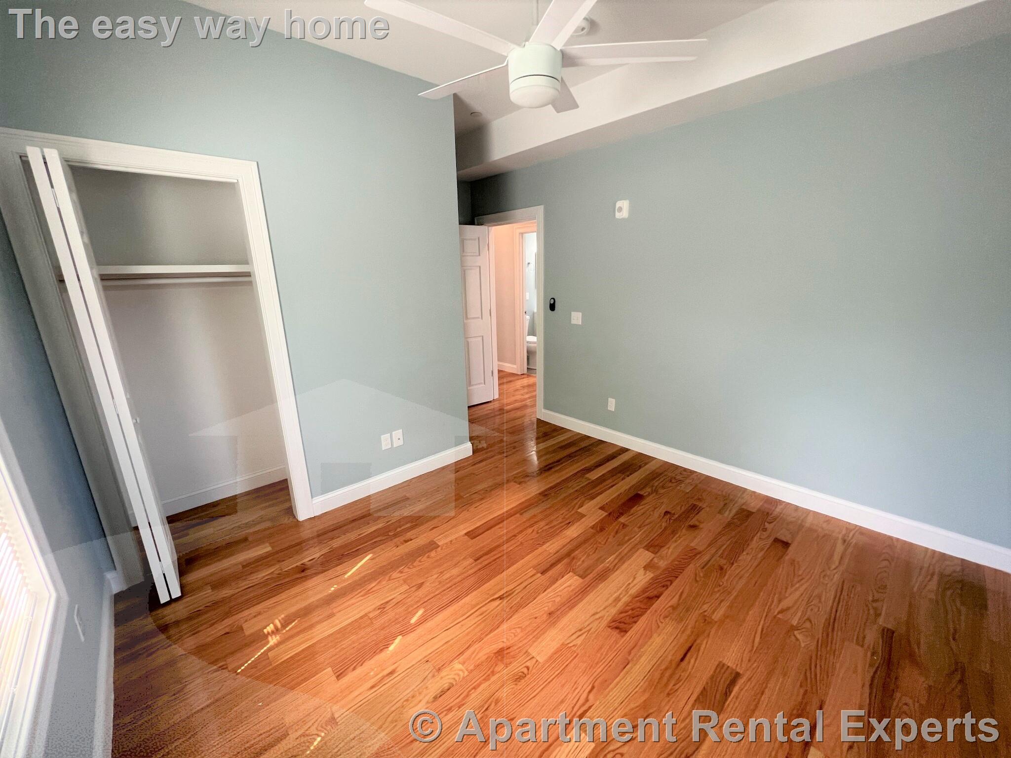 126 Cross St, East Somerville