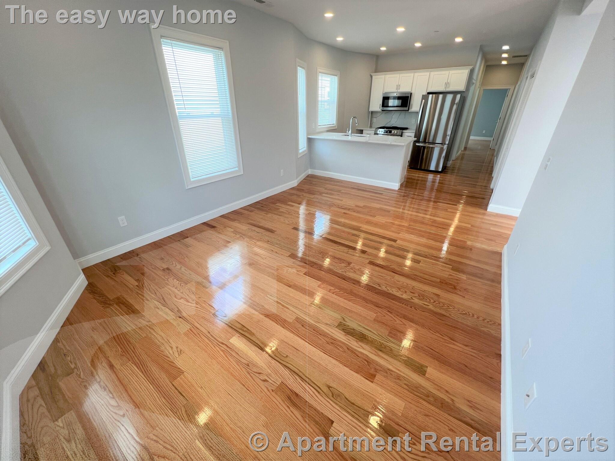 126 Cross St, East Somerville