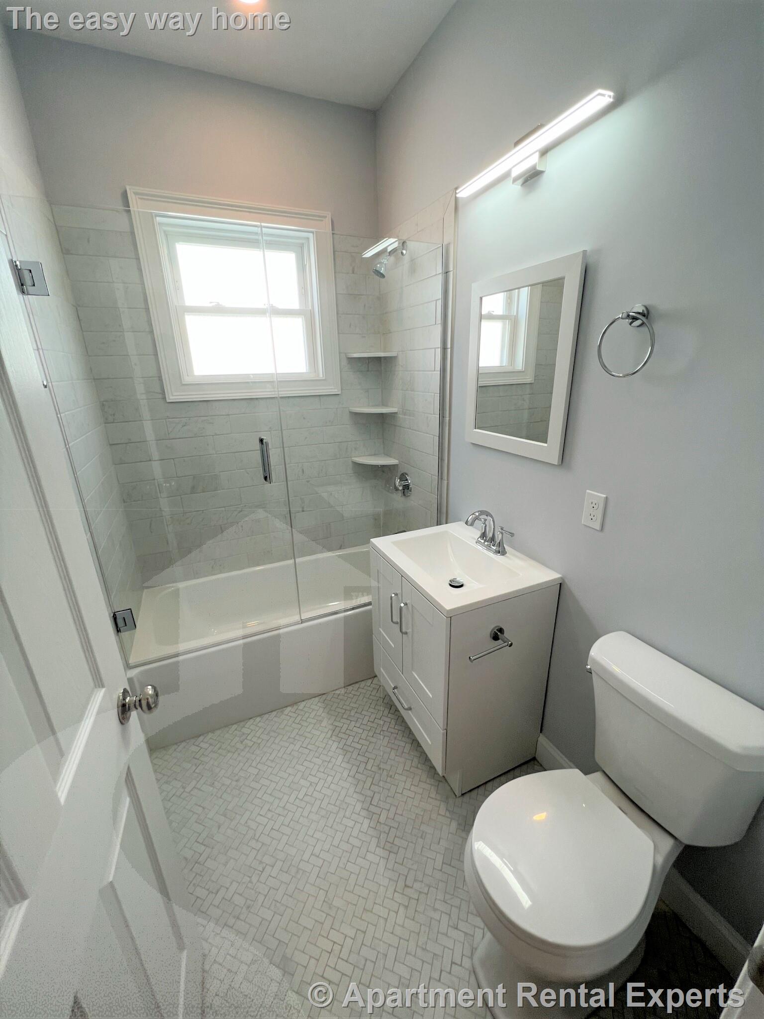 126 Cross St, East Somerville