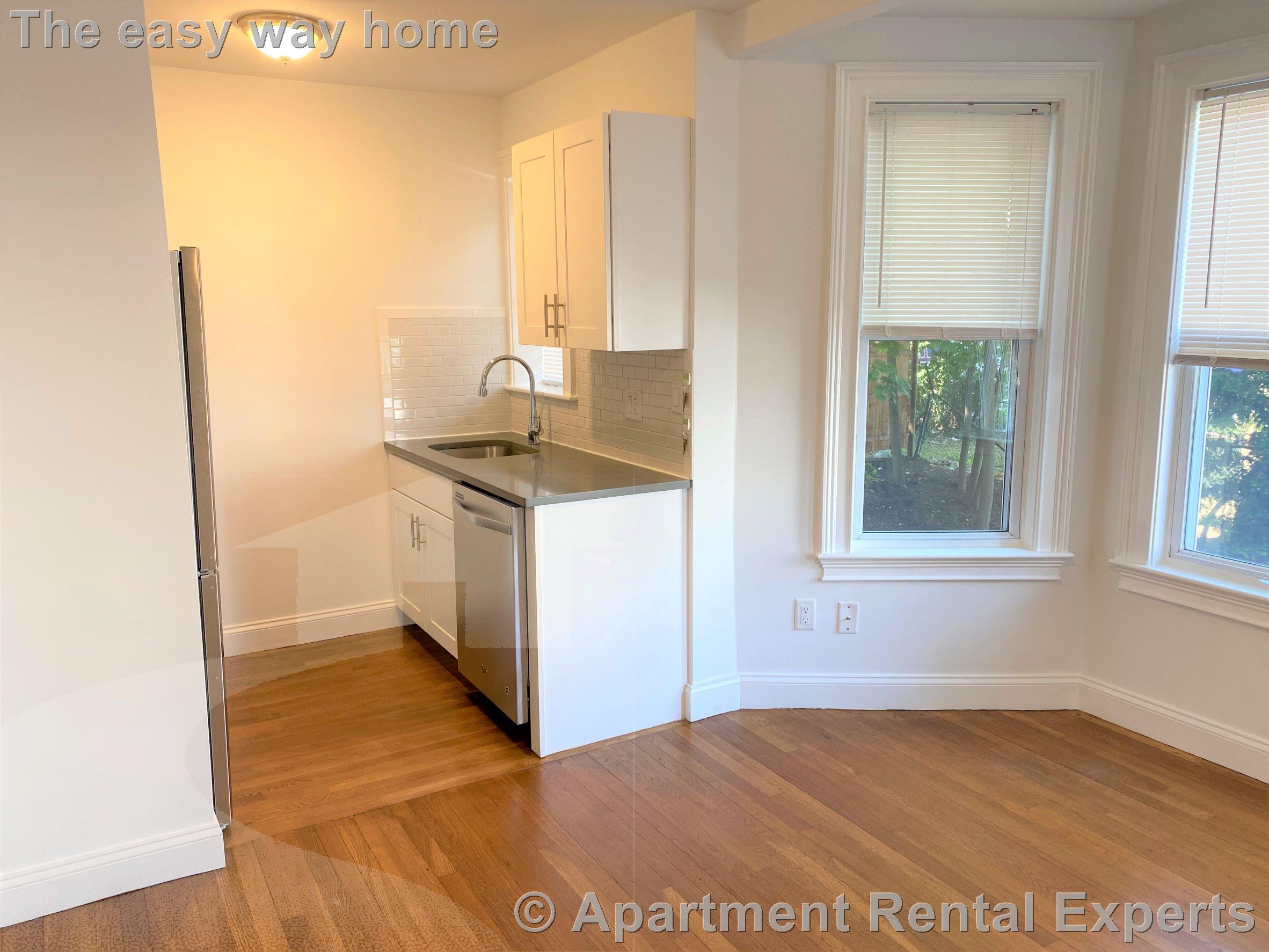 107 Summer St, Malden Center