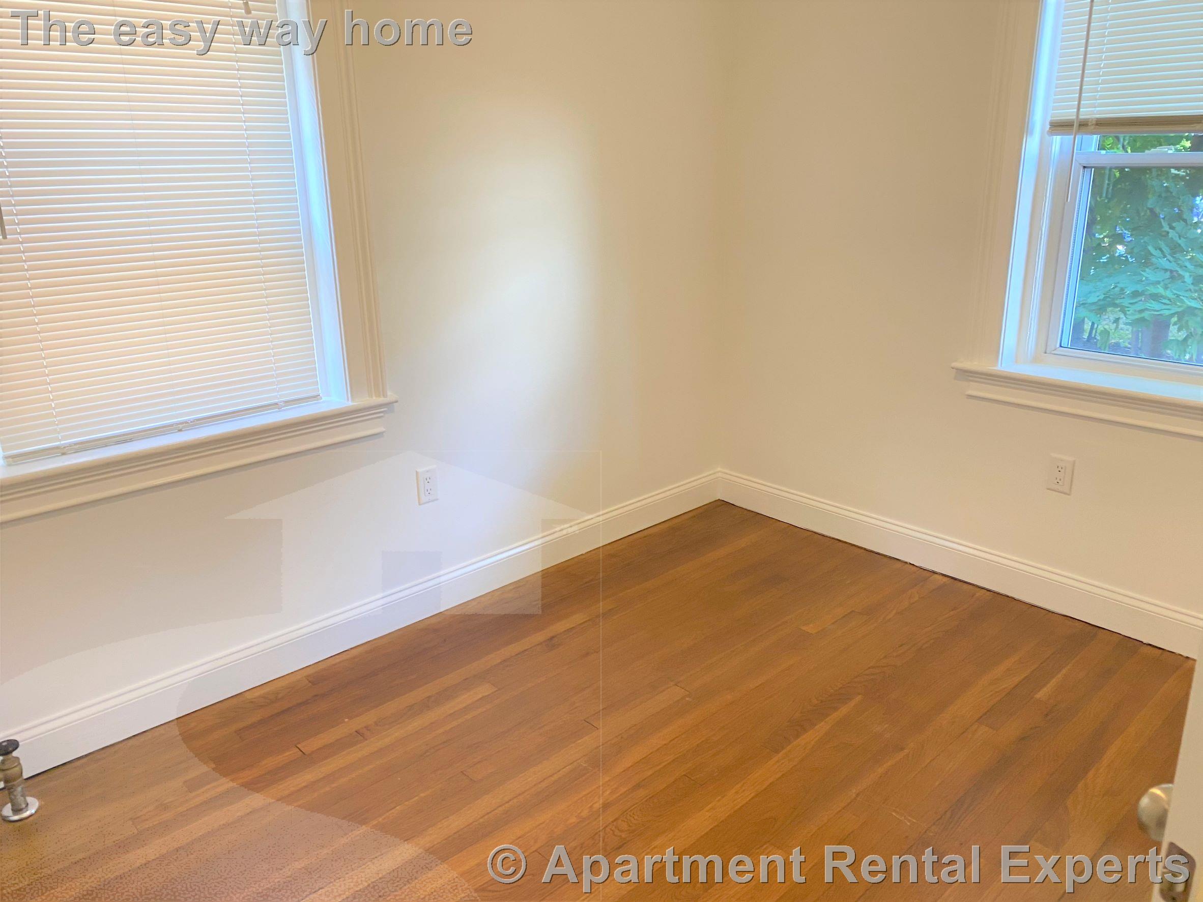 107 Summer St, Malden Center