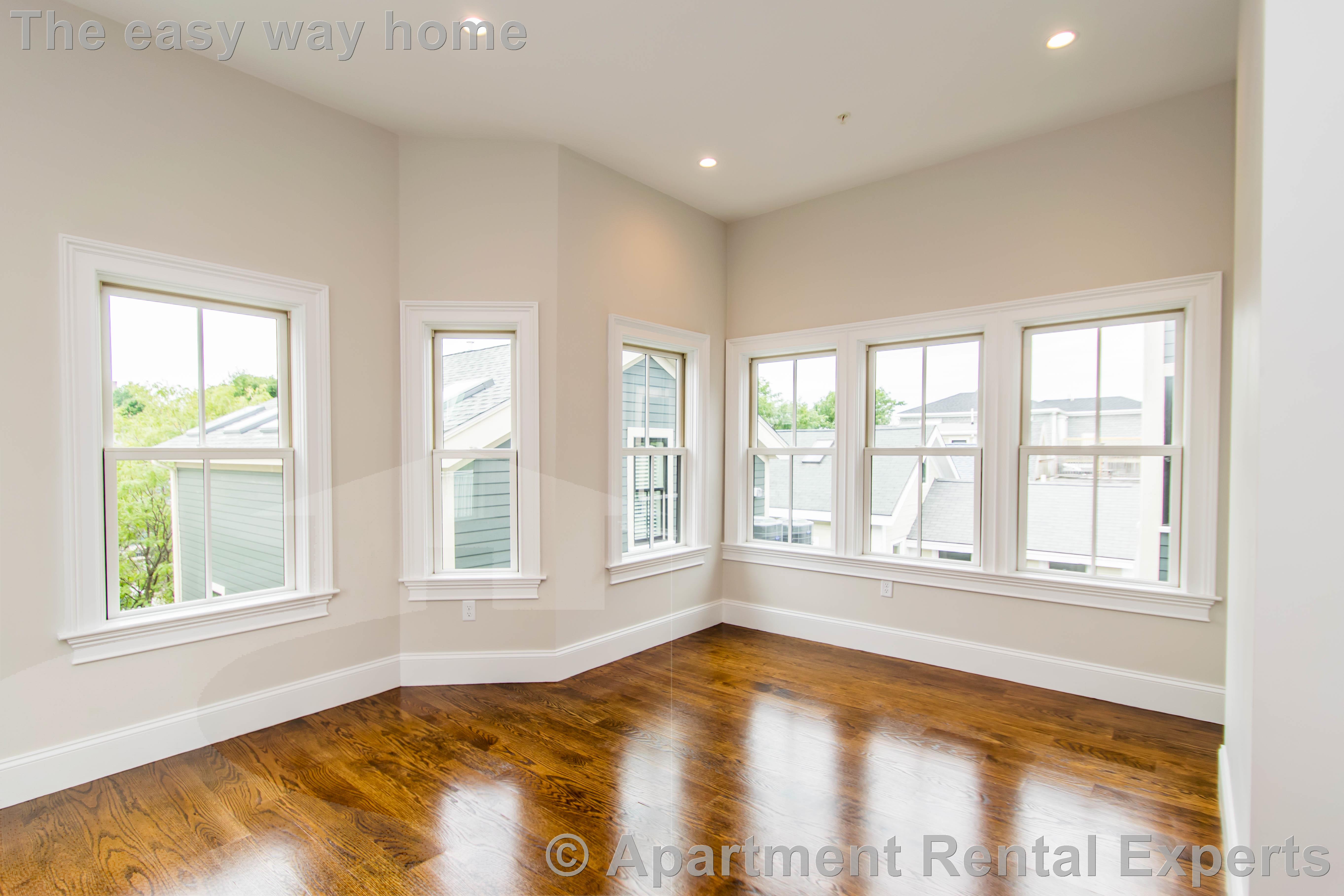 124 Columbia St, Central Square