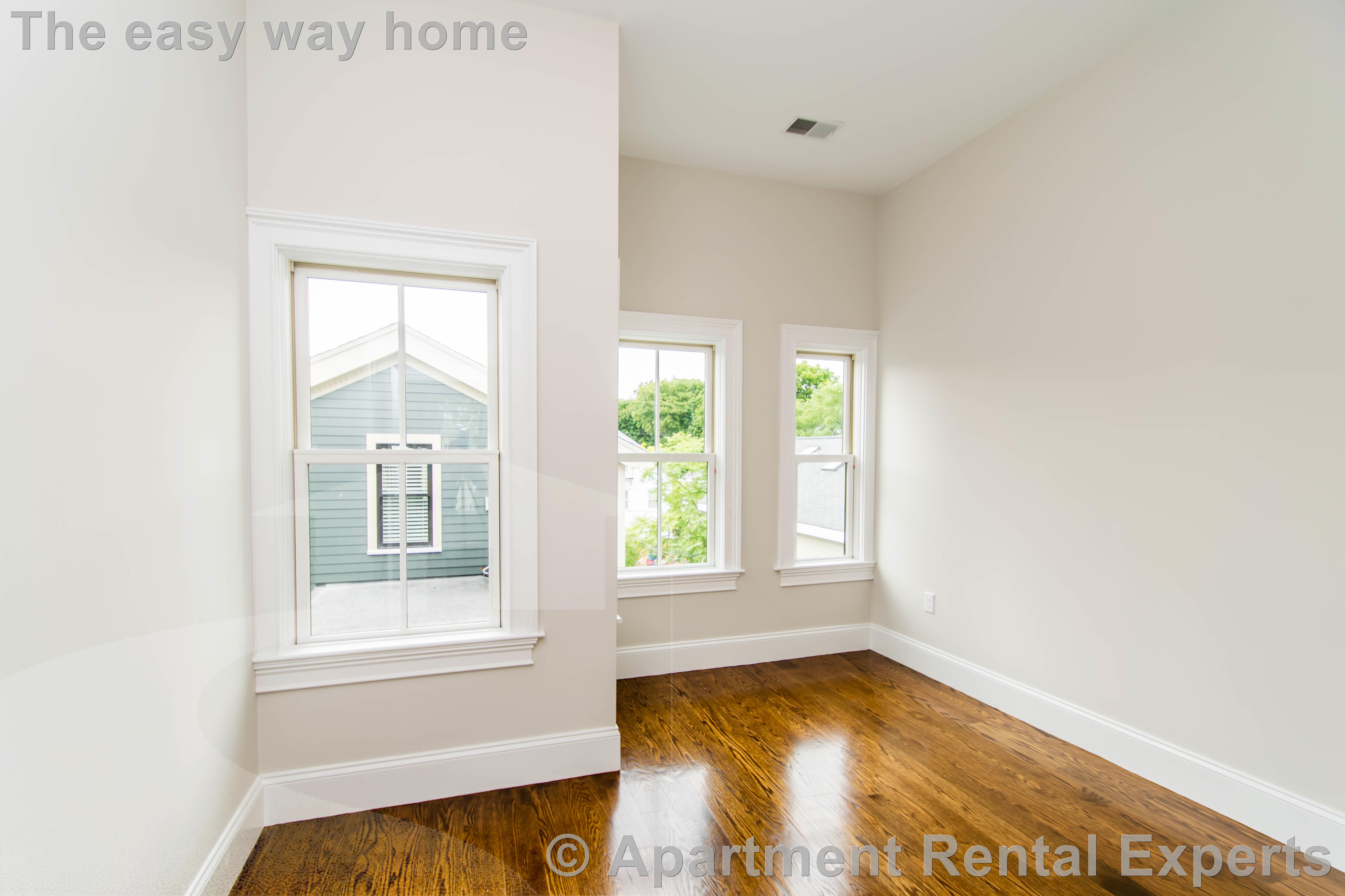 124 Columbia St, Central Square