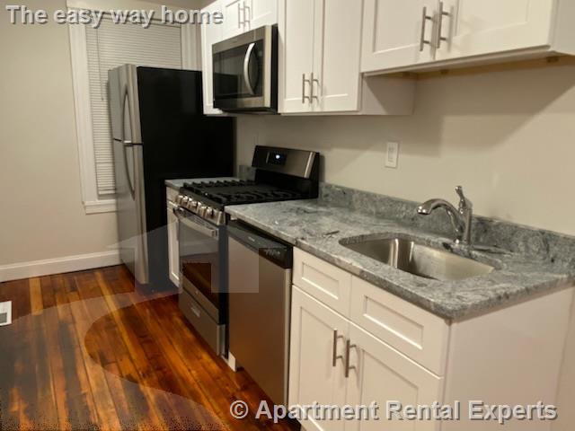 16R Warren Ave, Union Square