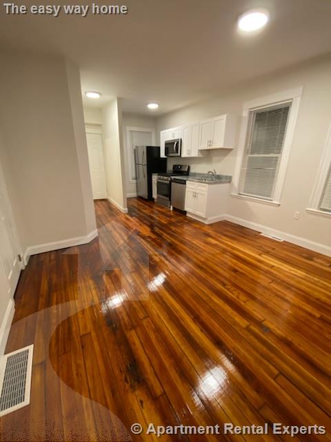 16R Warren Ave, Union Square