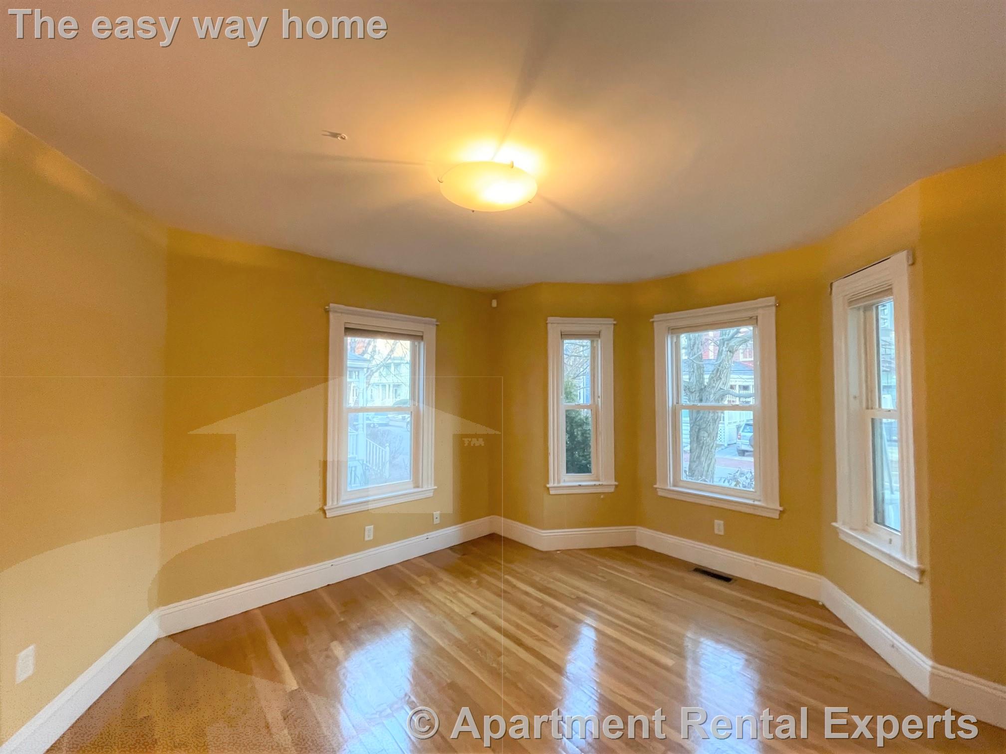 57 Creighton St, Porter Square