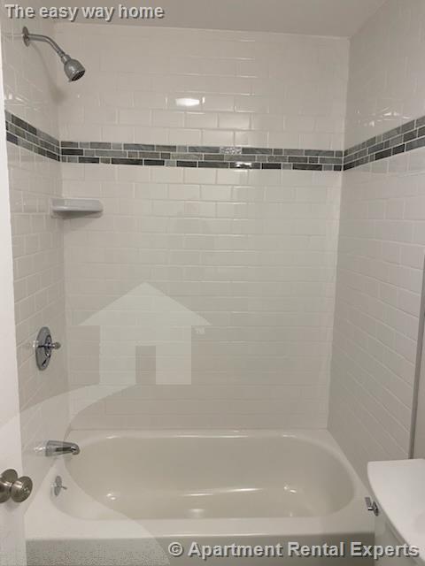 16R Warren Ave, Union Square