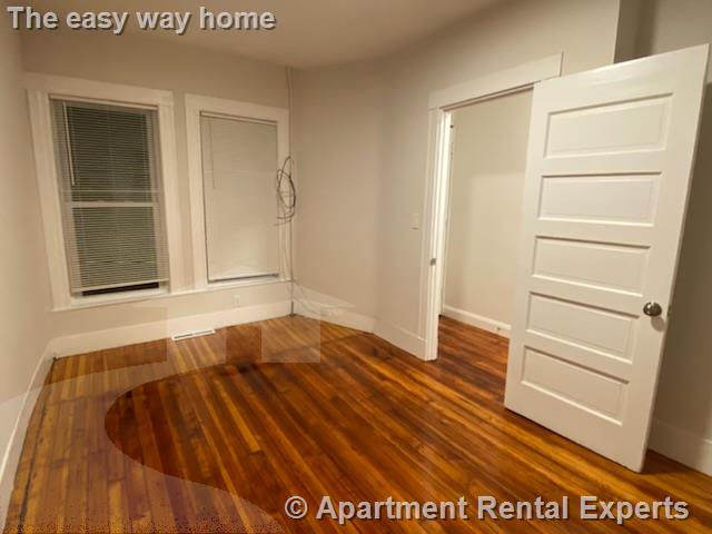 16R Warren Ave, Union Square