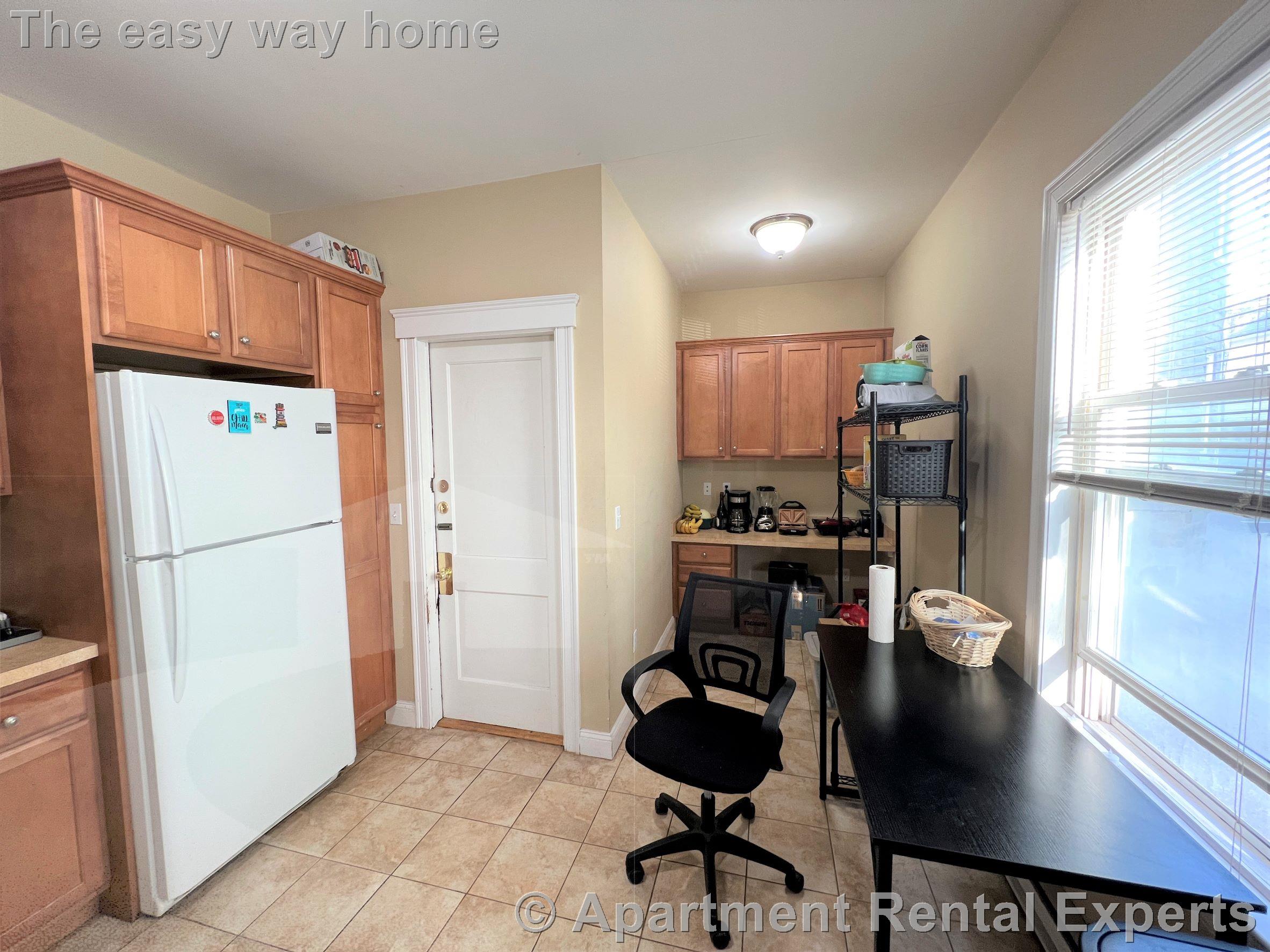 223 Holland St, Davis Square