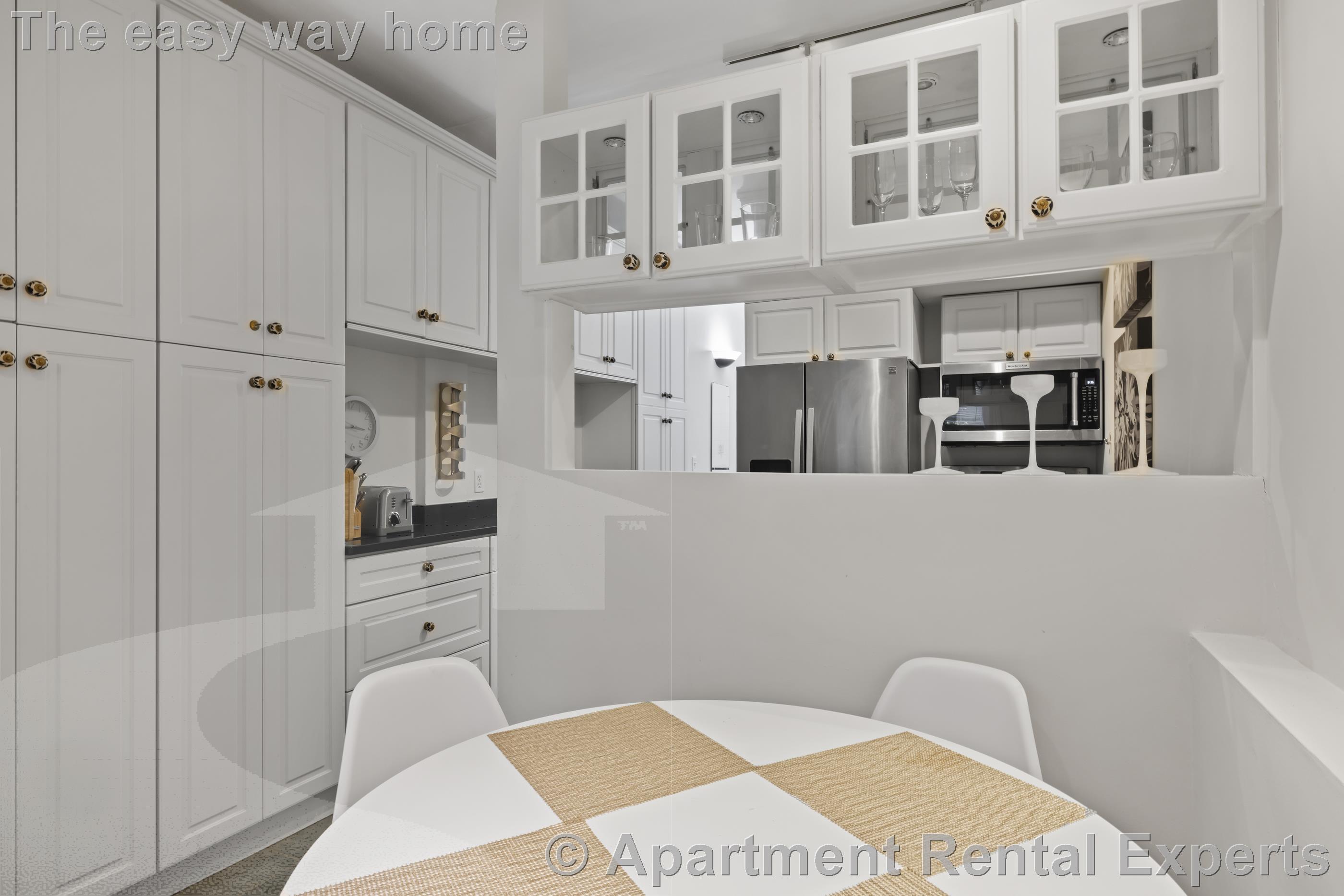 370 Marlborough St, Back Bay