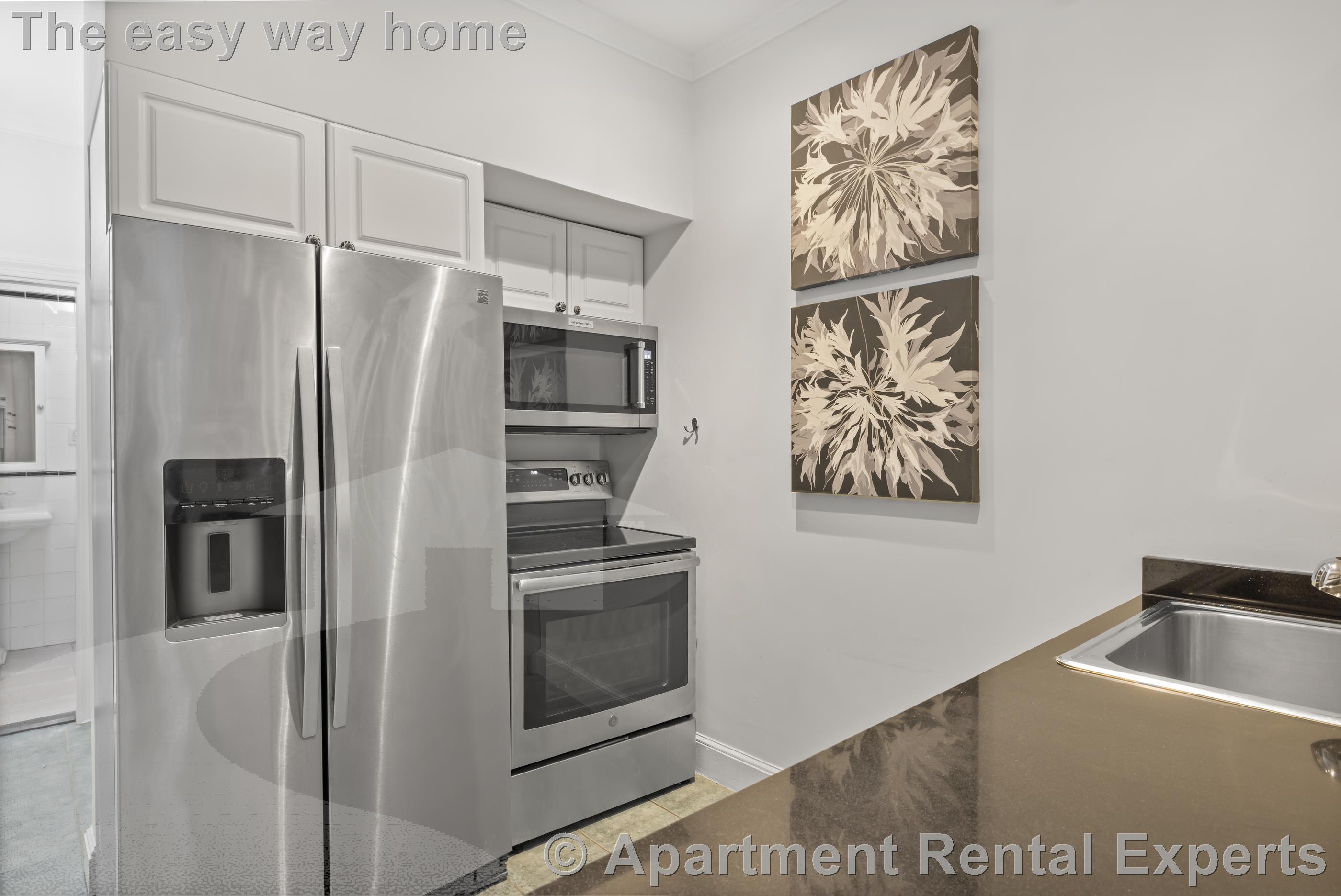 370 Marlborough St, Back Bay