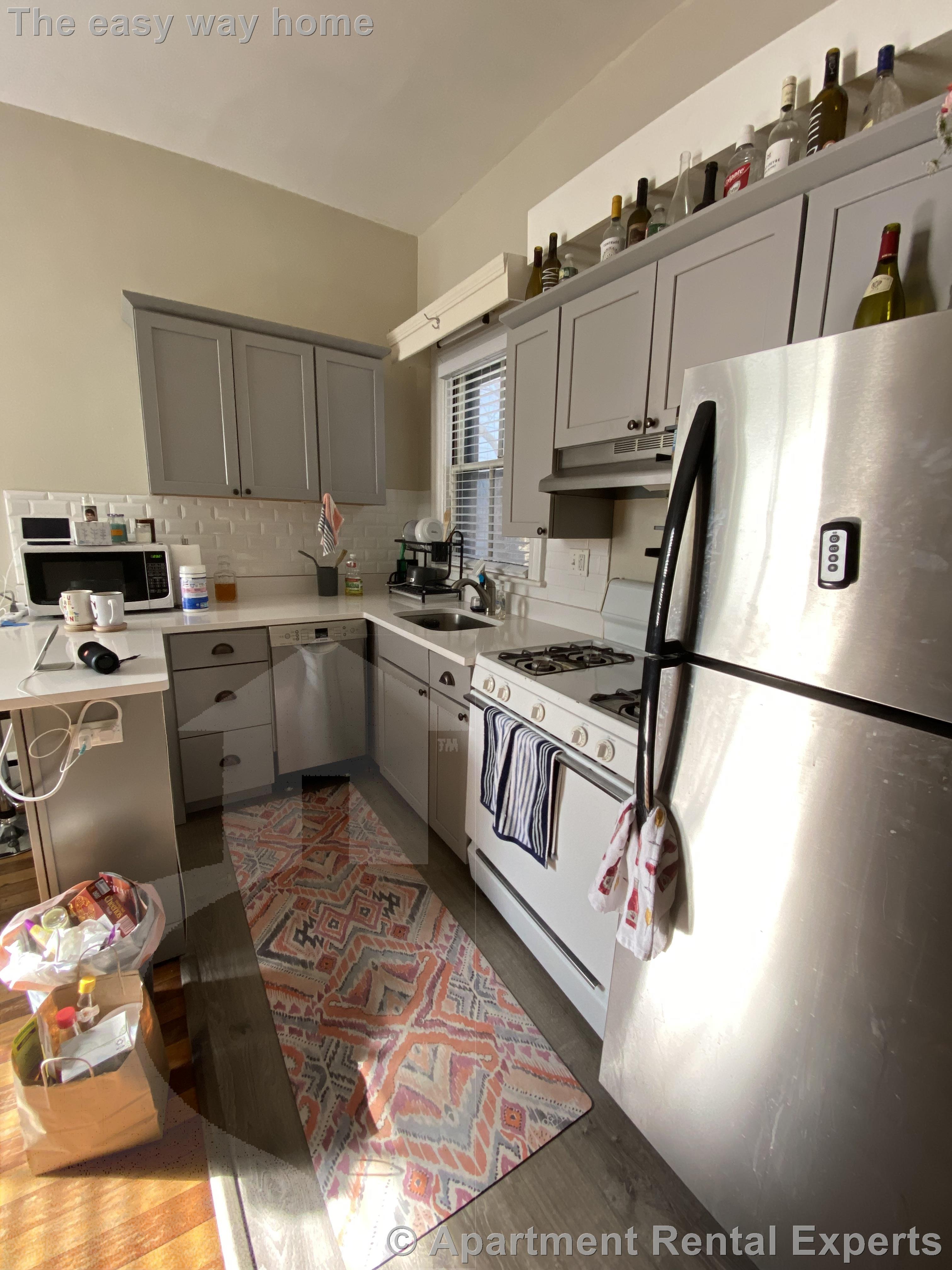 378 Harvard St, Harvard Square