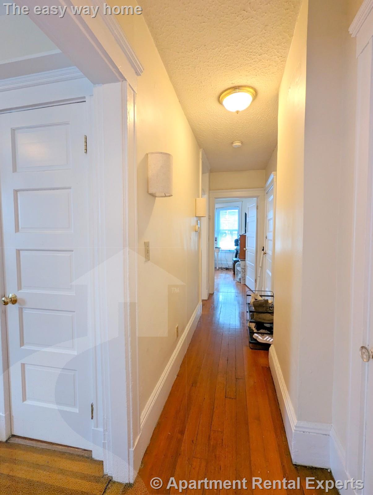 18 Sanborn Ave, Union Square