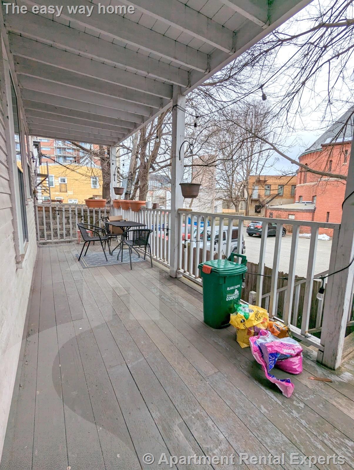 18 Sanborn Ave, Union Square