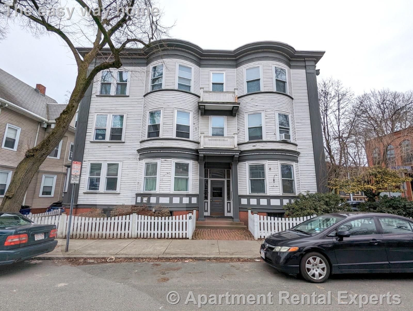 18 Sanborn Ave, Union Square