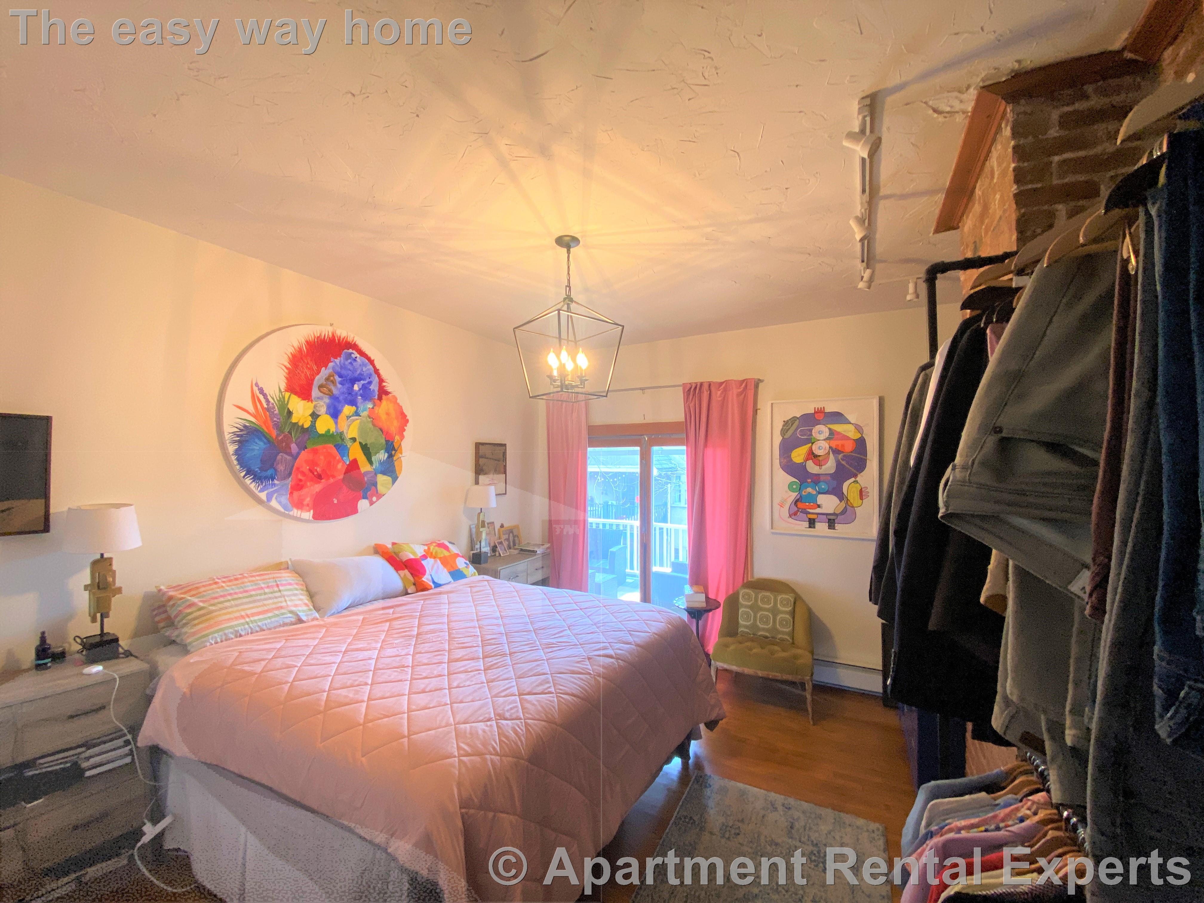 15 Trowbridge St, Harvard Square