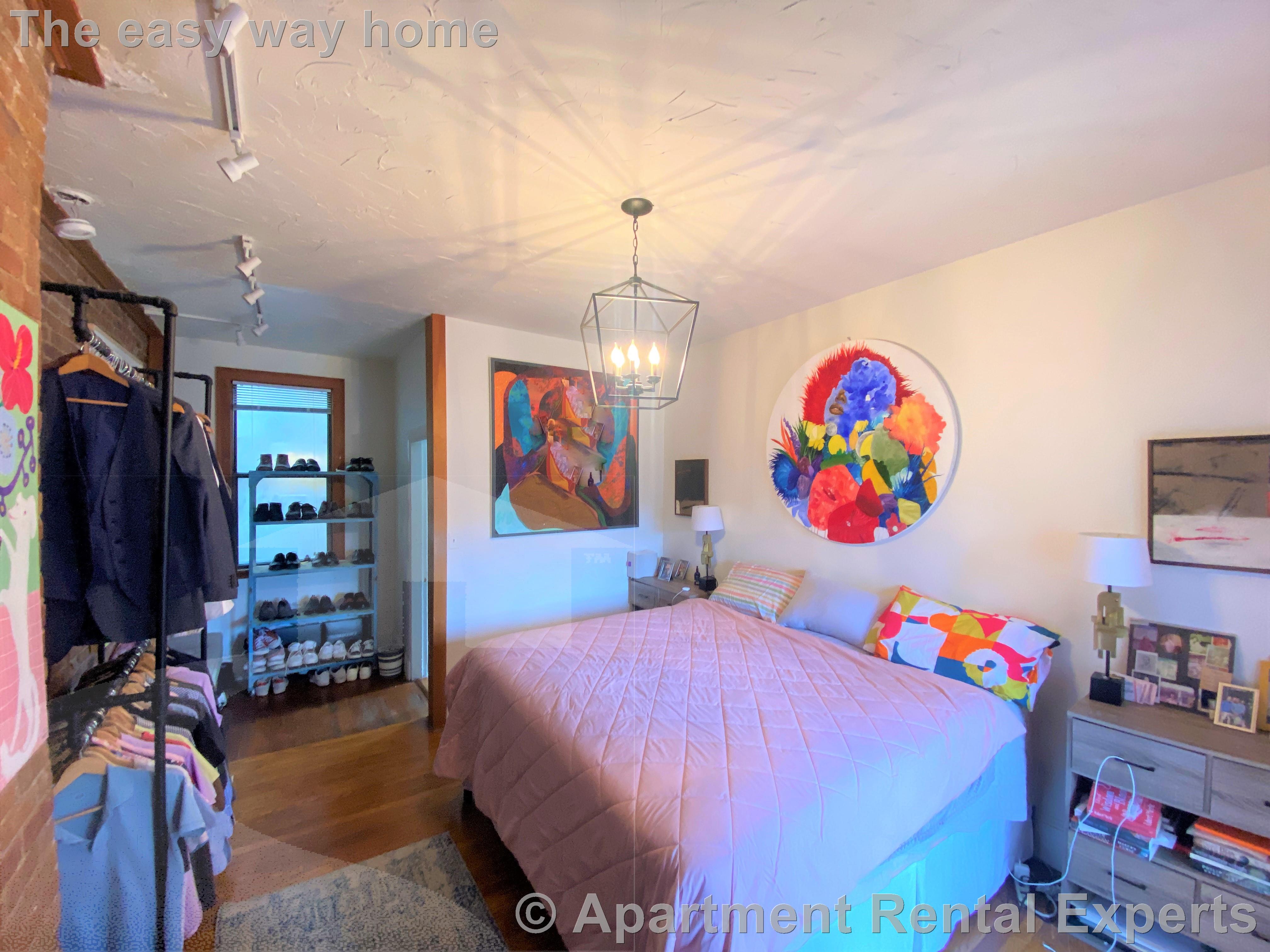 15 Trowbridge St, Harvard Square