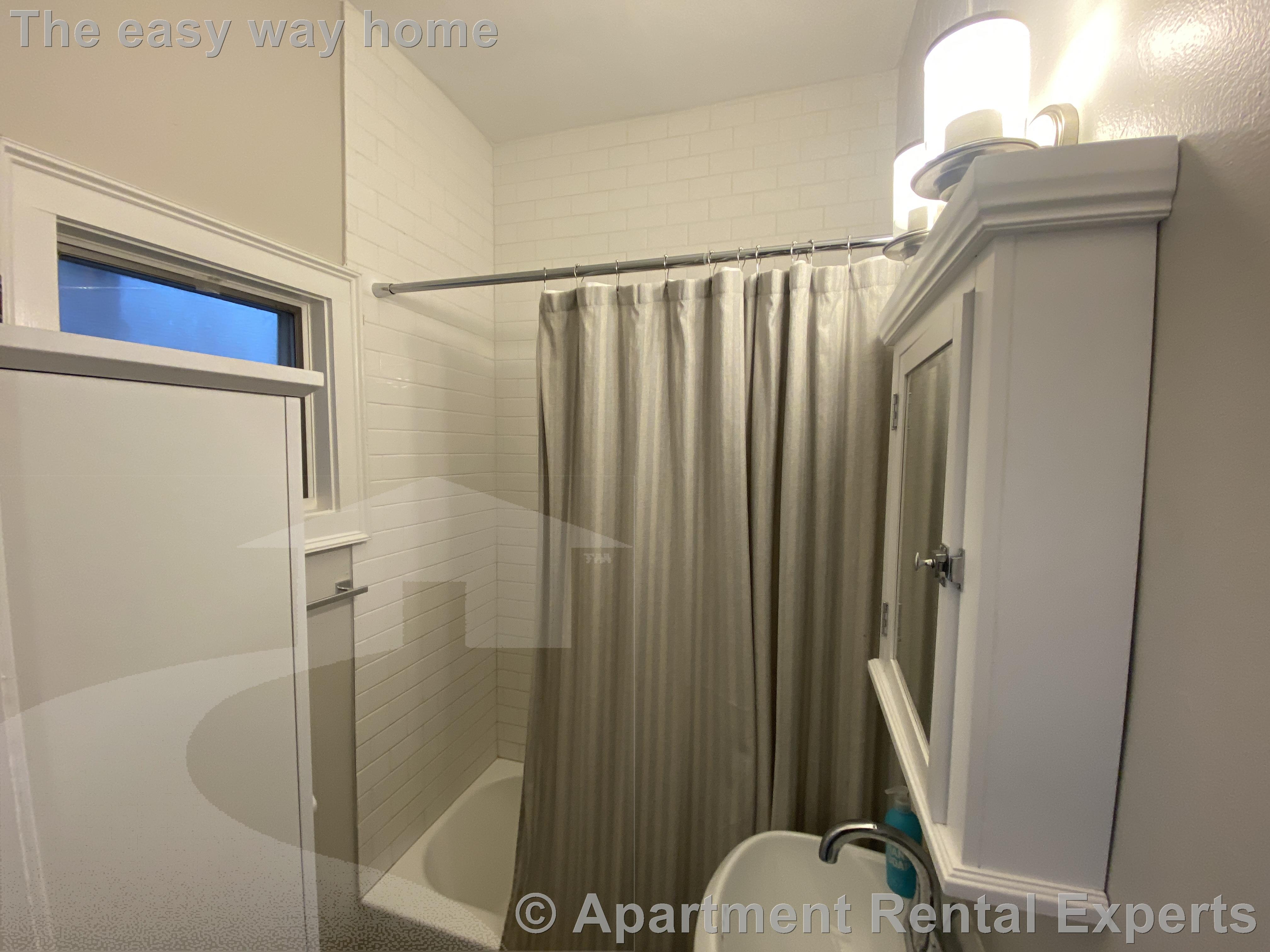 15 Trowbridge St, Harvard Square