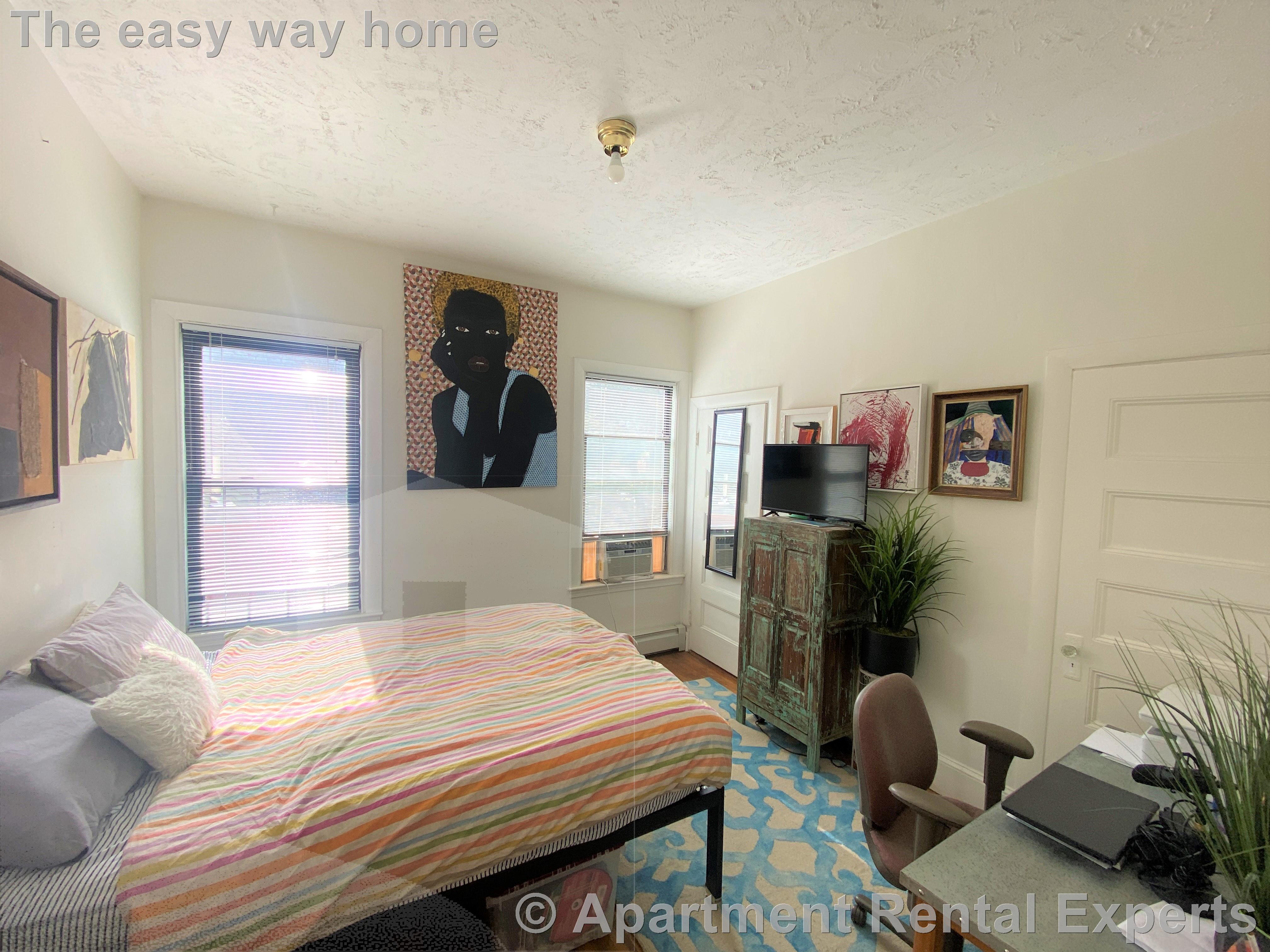 15 Trowbridge St, Harvard Square