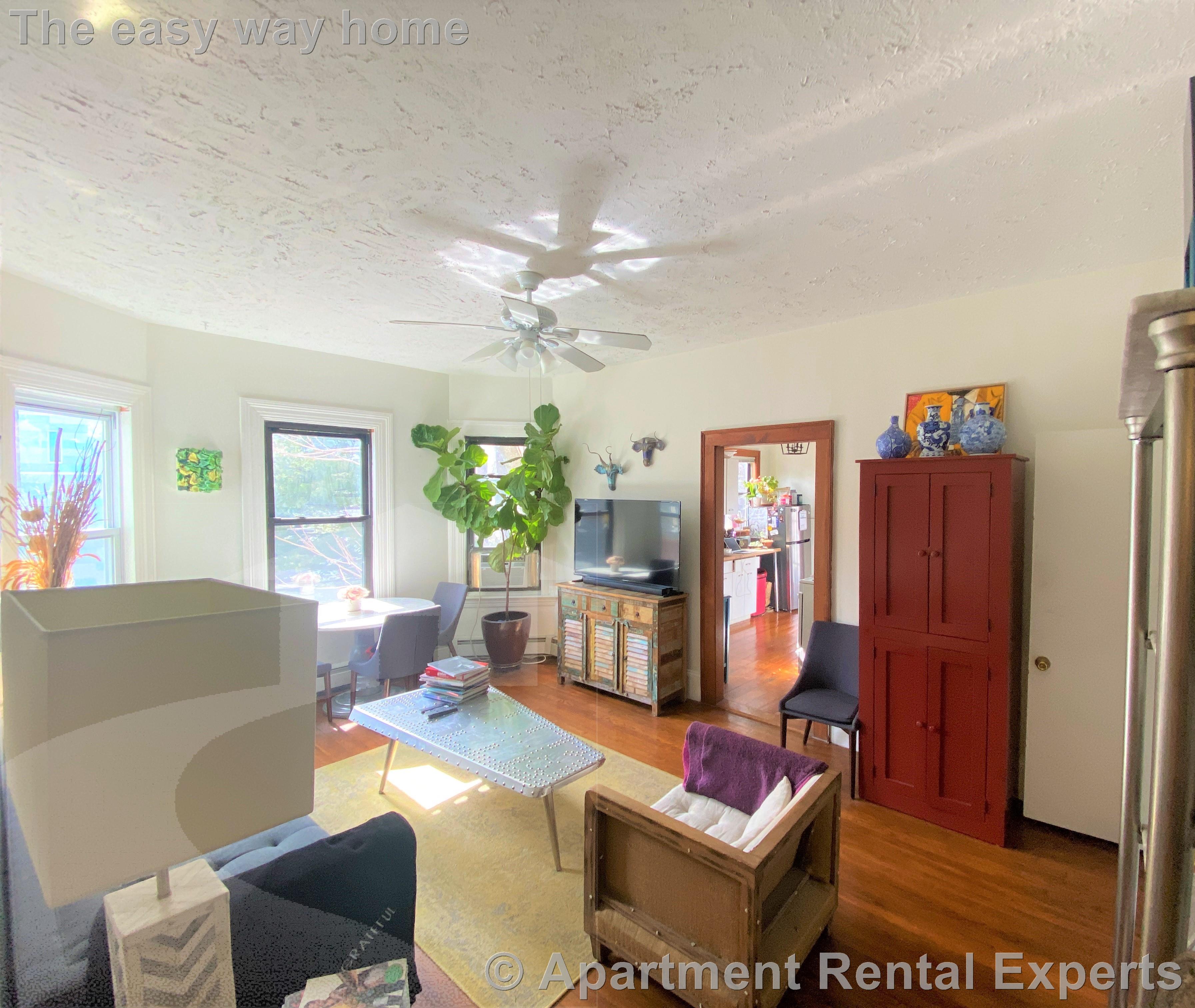 15 Trowbridge St, Harvard Square