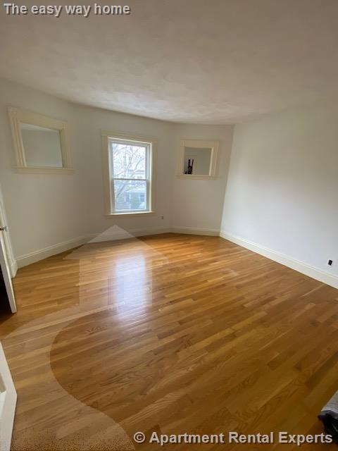 87 Marshall St, Tufts