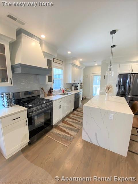 18 Laurel St, Arlington Heights