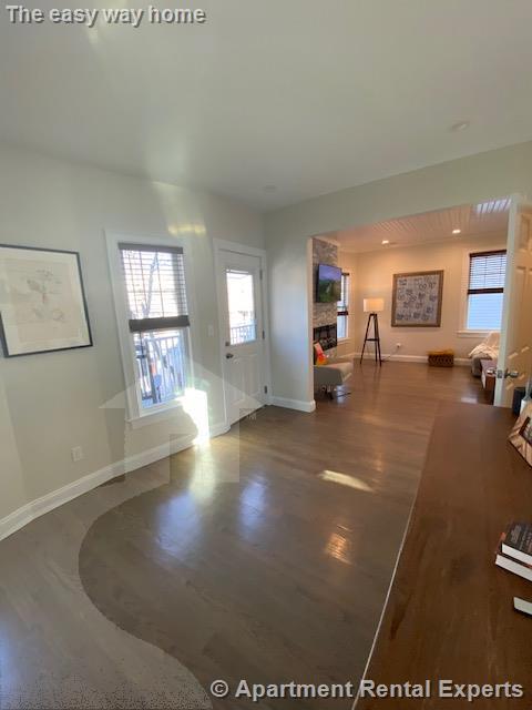 18 Laurel St, Arlington Heights