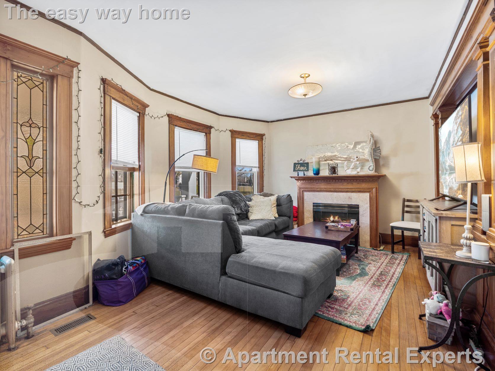 60 Powderhouse Blvd, Davis Square