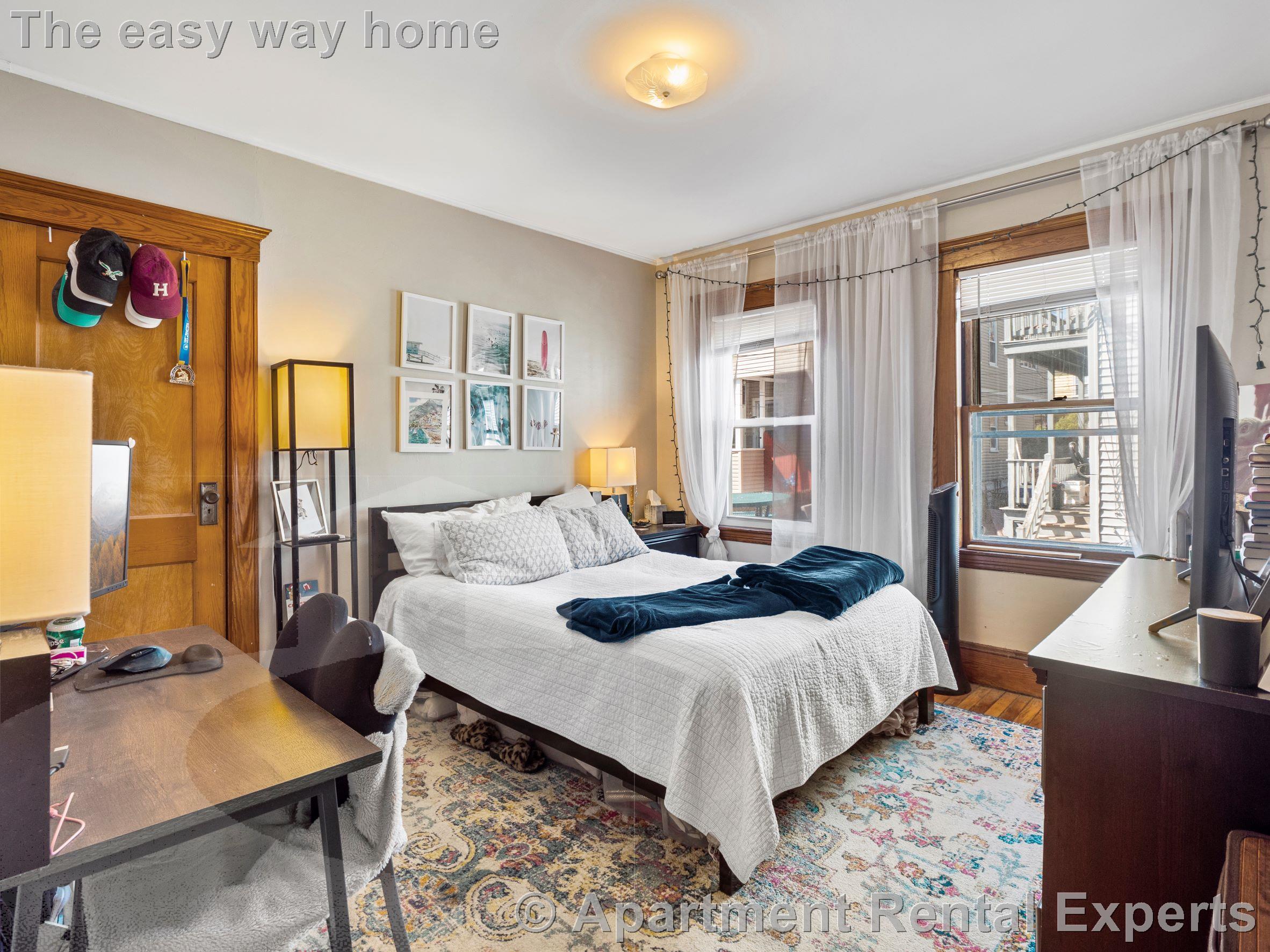 60 Powderhouse Blvd, Davis Square