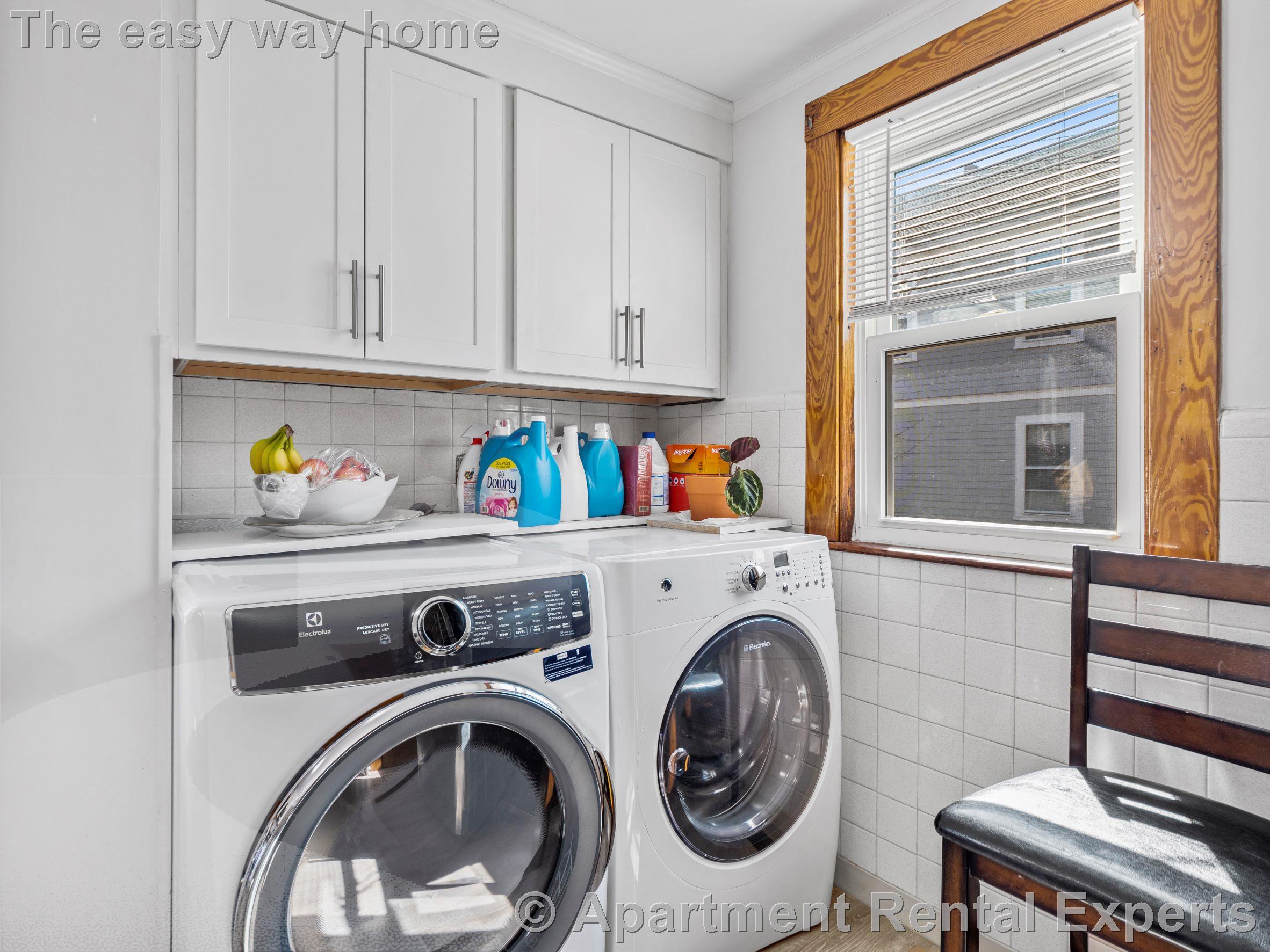 60 Powderhouse Blvd, Davis Square