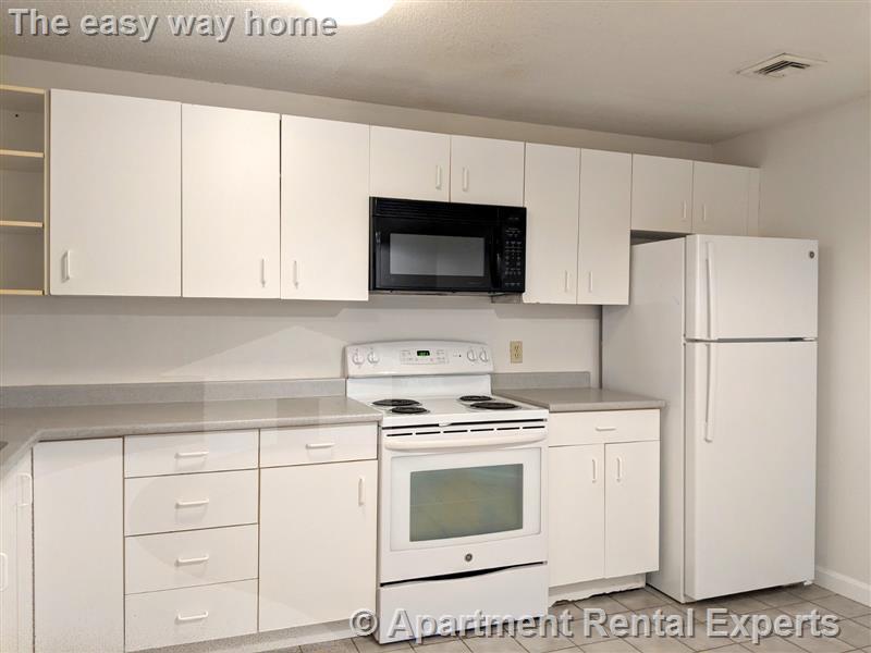 175 Beacon St, Ward Two