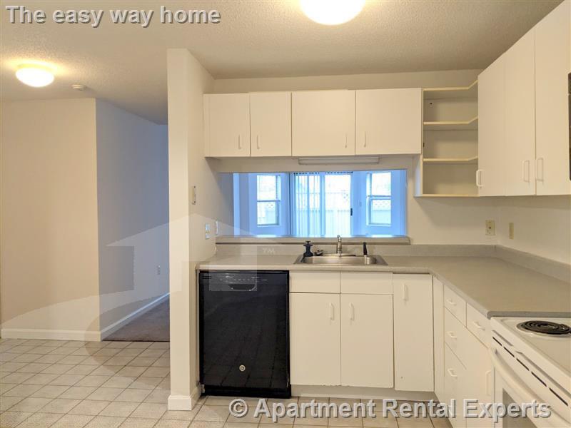 175 Beacon St, Ward Two