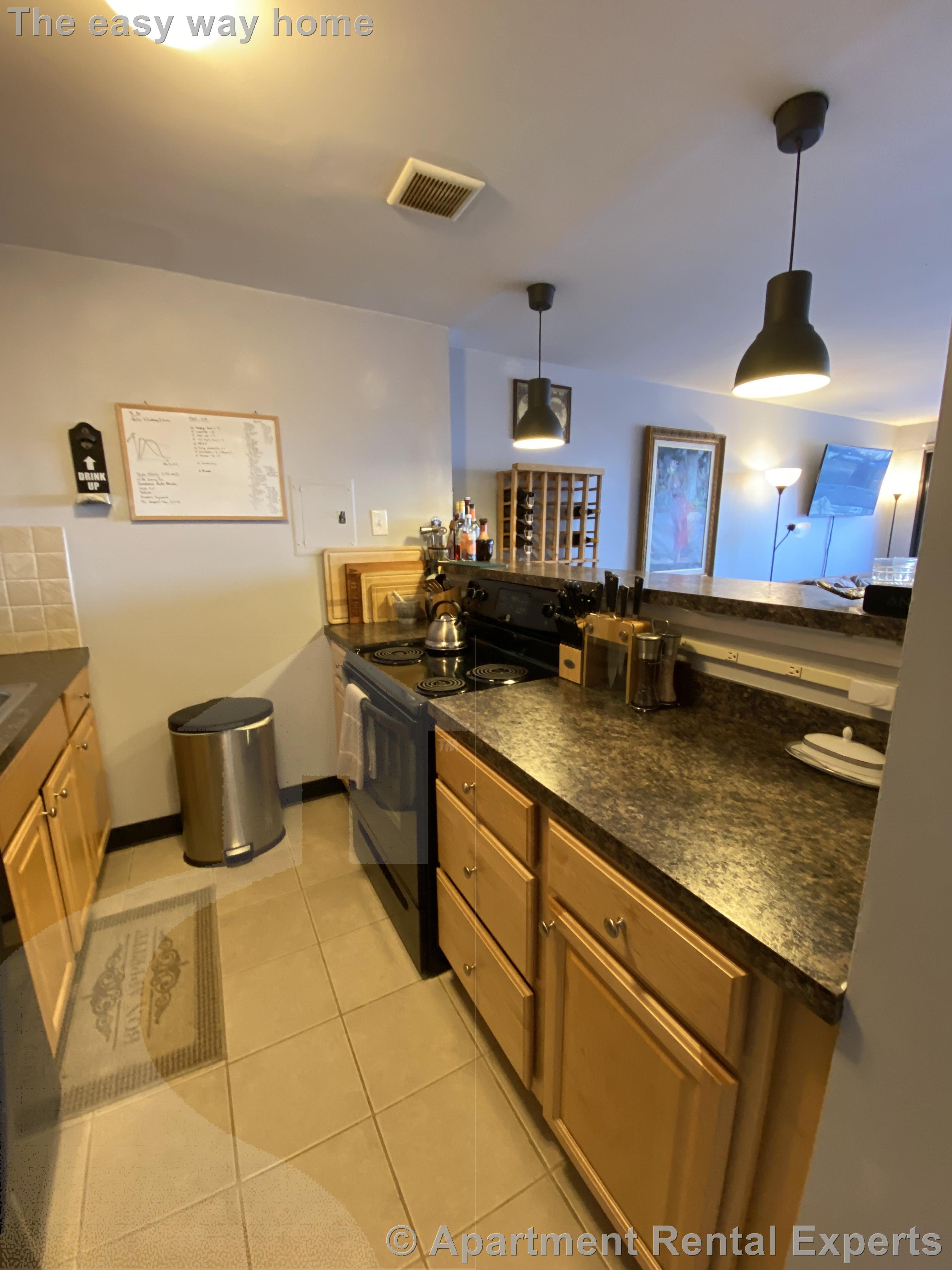 1105 Massachusetts Ave, Harvard Square