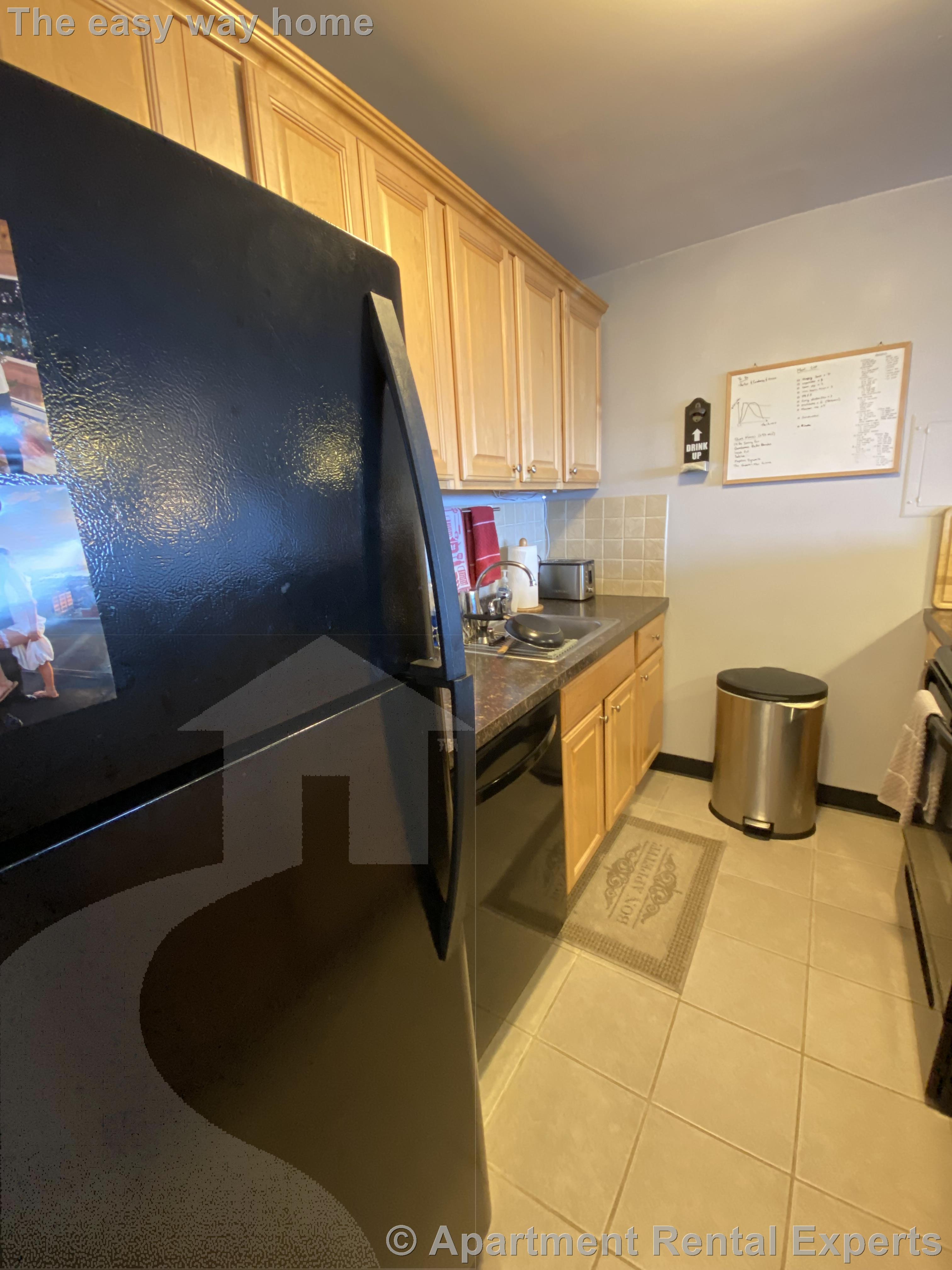 1105 Massachusetts Ave, Harvard Square