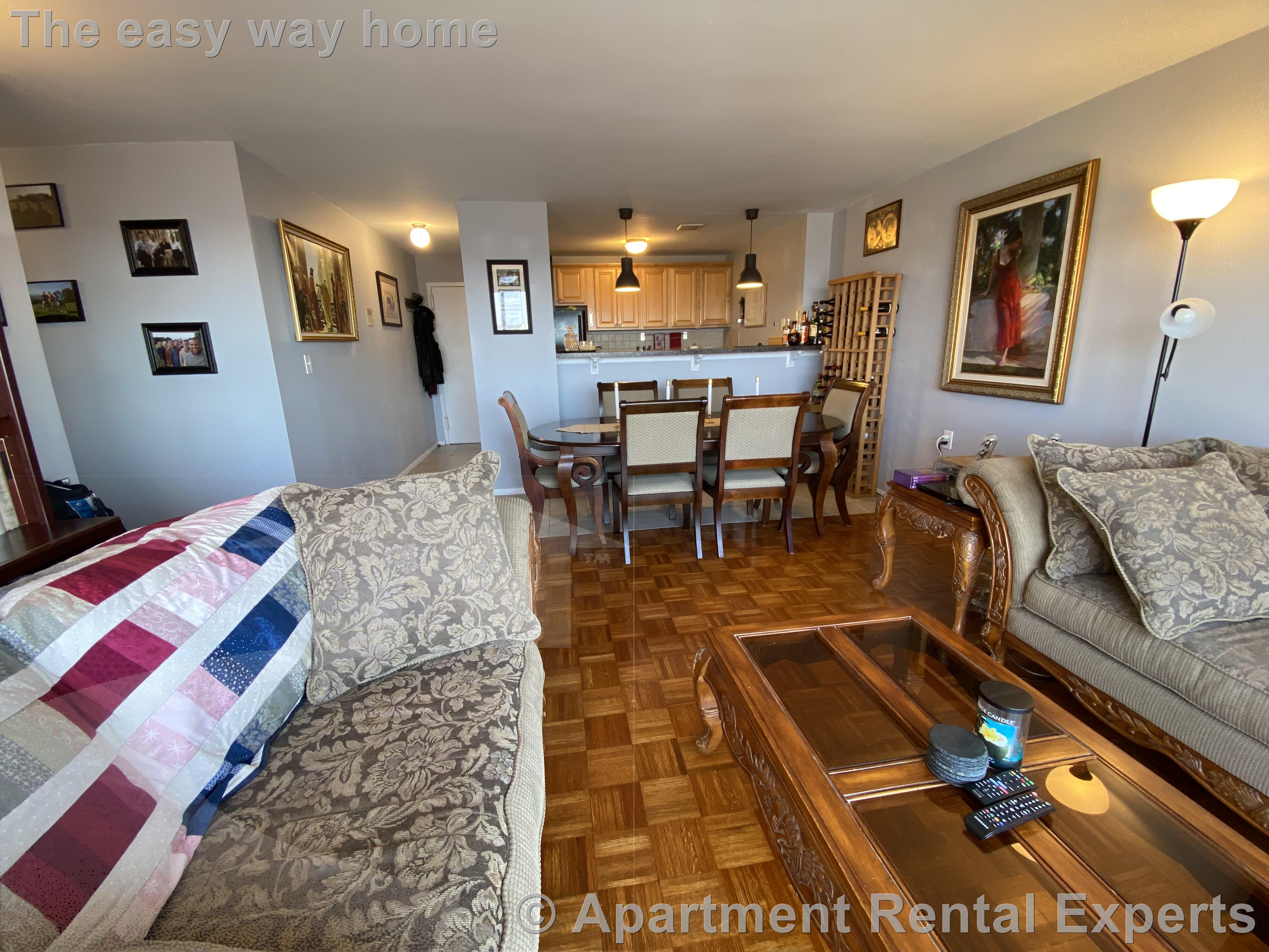 1105 Massachusetts Ave, Harvard Square