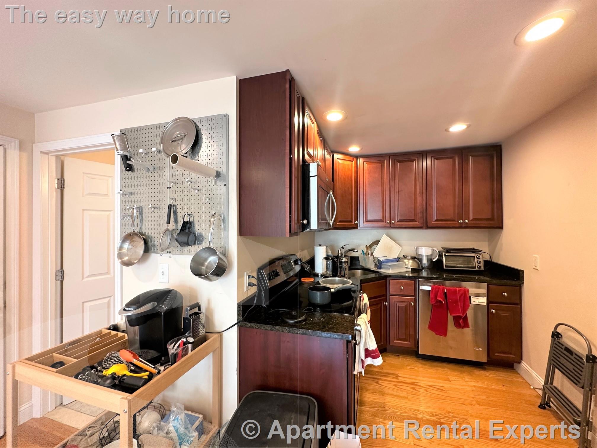 19 Lesley Ave, Davis Square