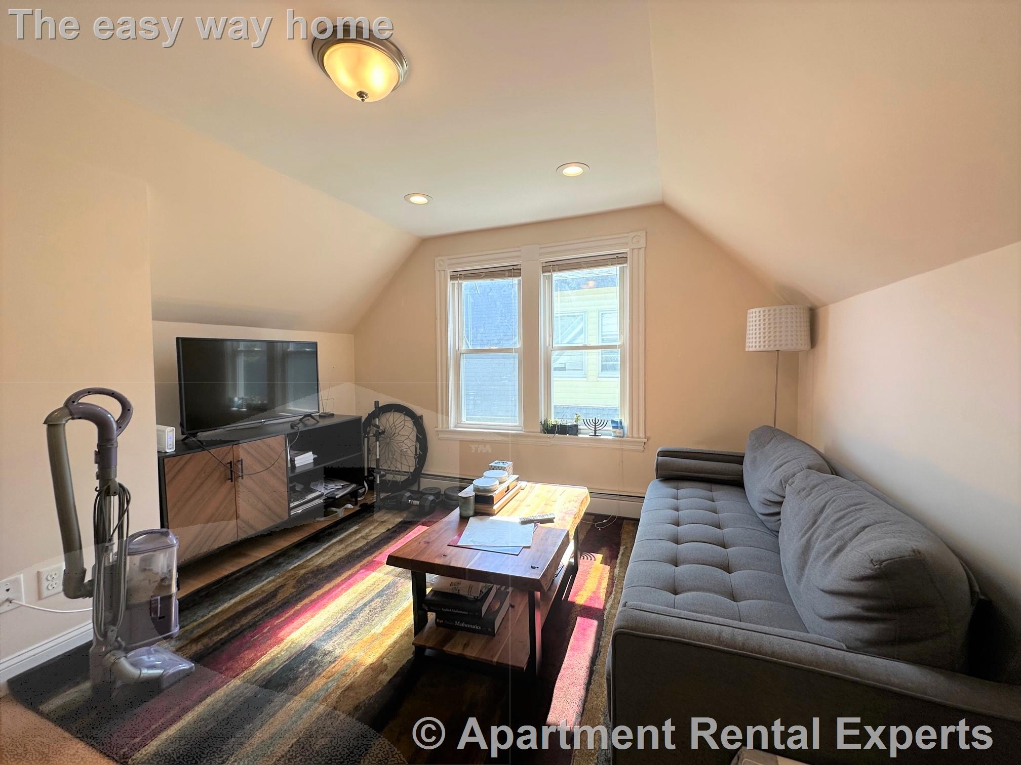 19 Lesley Ave, Davis Square