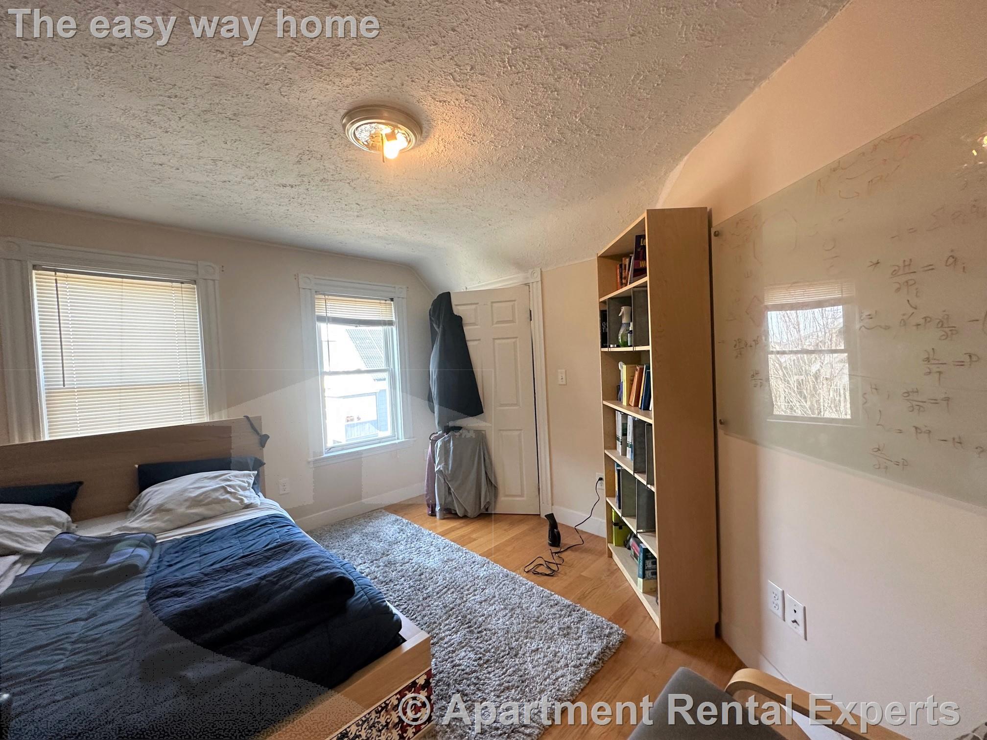 19 Lesley Ave, Davis Square