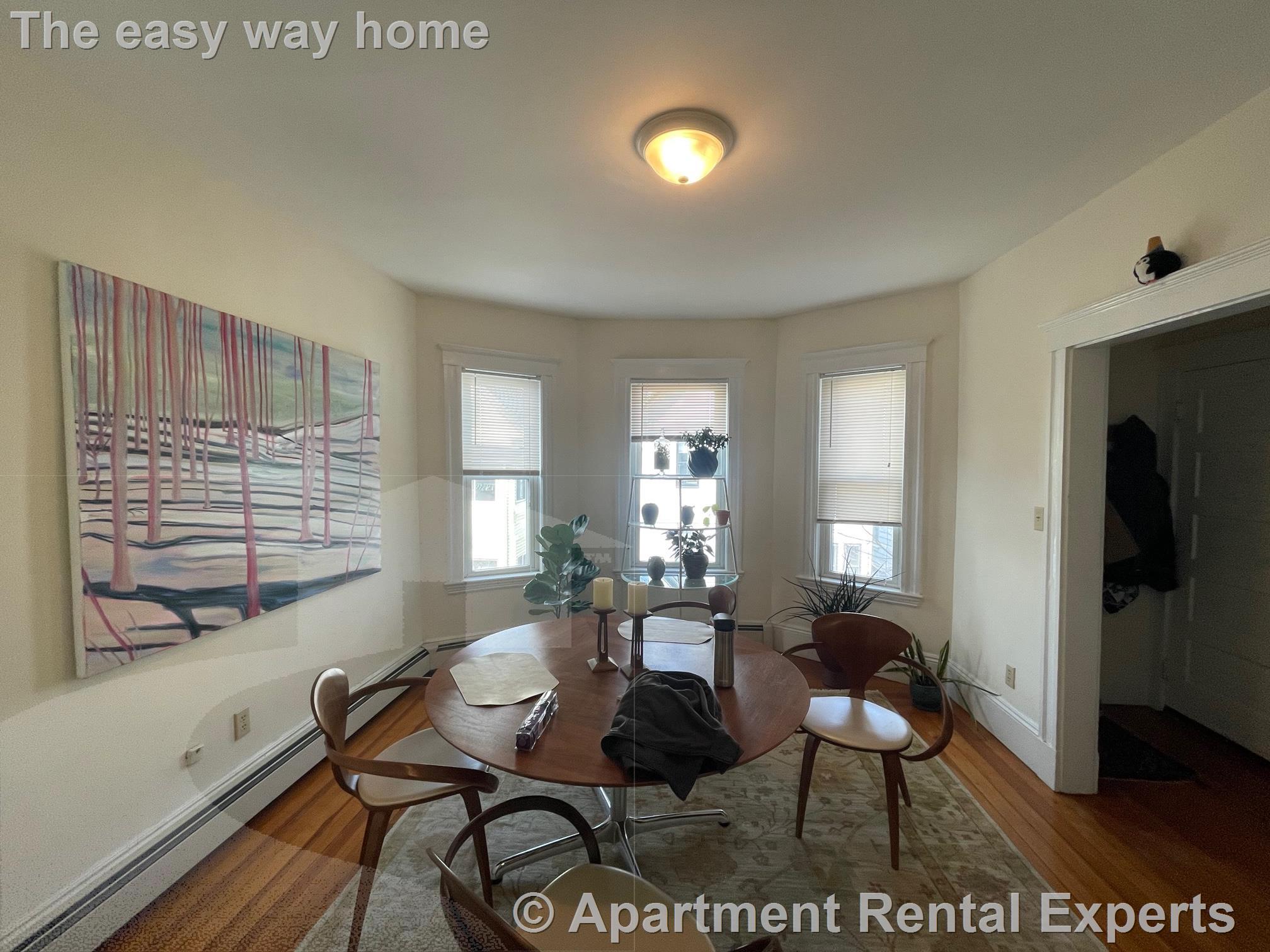 17 Belmont Sq, Porter Square