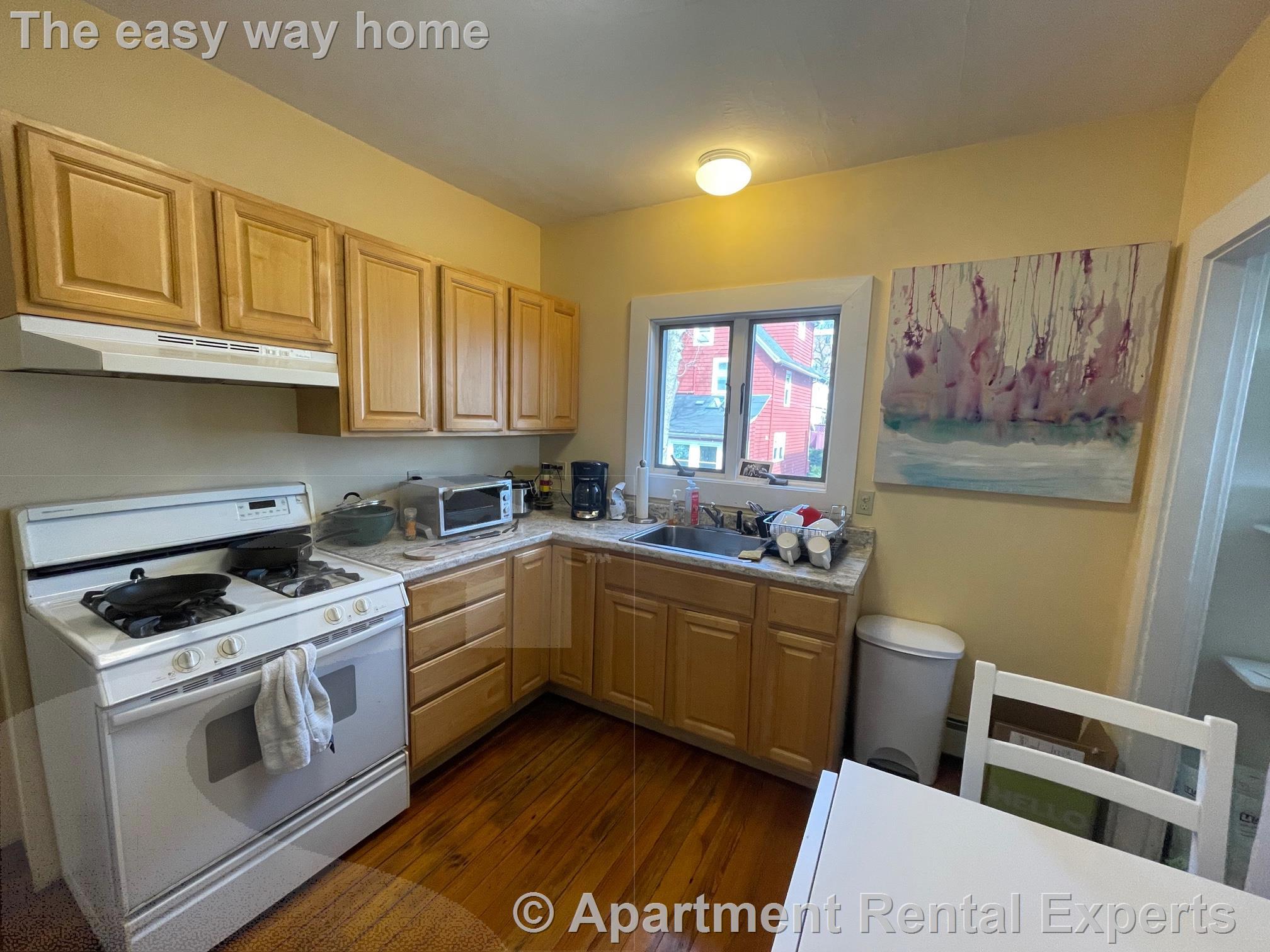 17 Belmont Sq, Porter Square