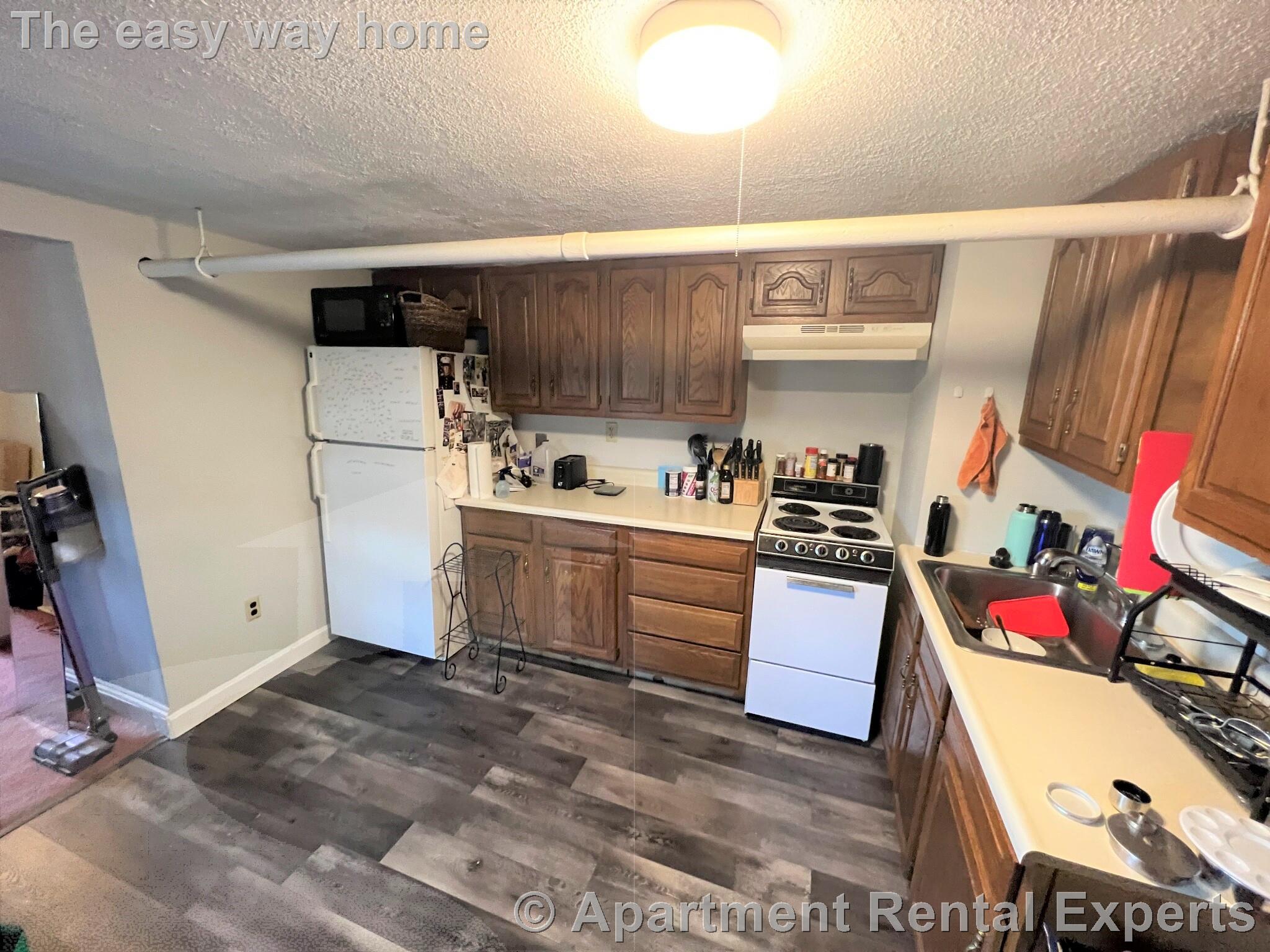 27-29 Cameron Ave, Davis Square