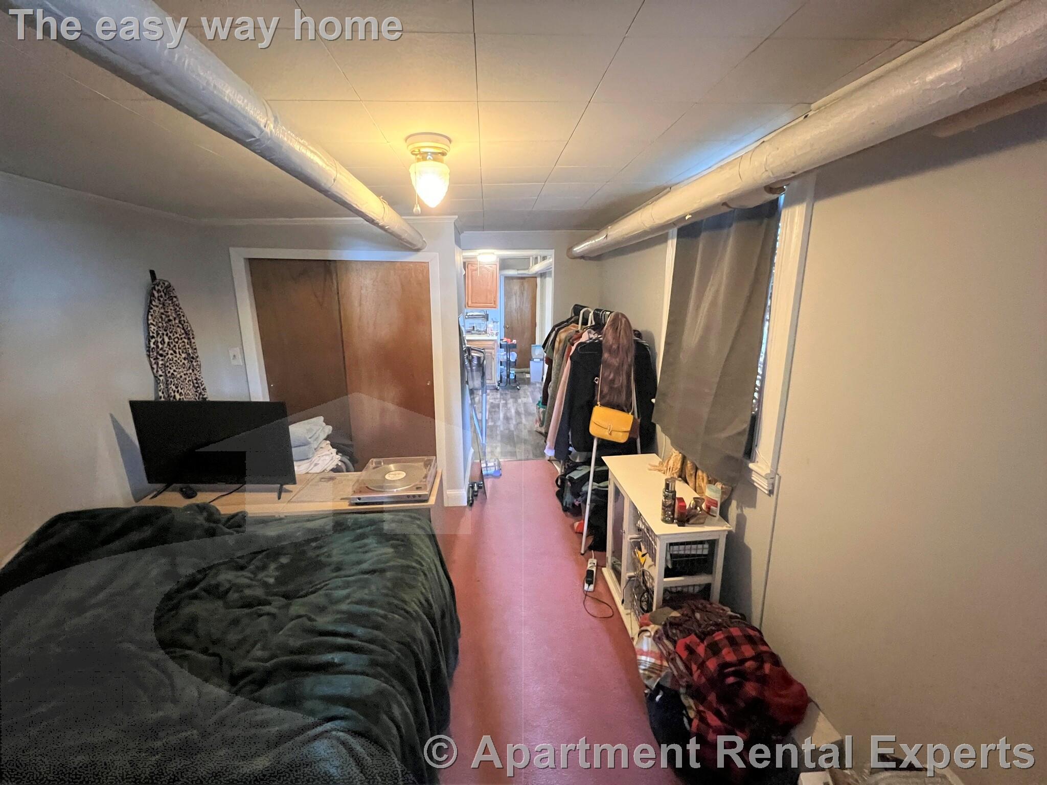 27-29 Cameron Ave, Davis Square