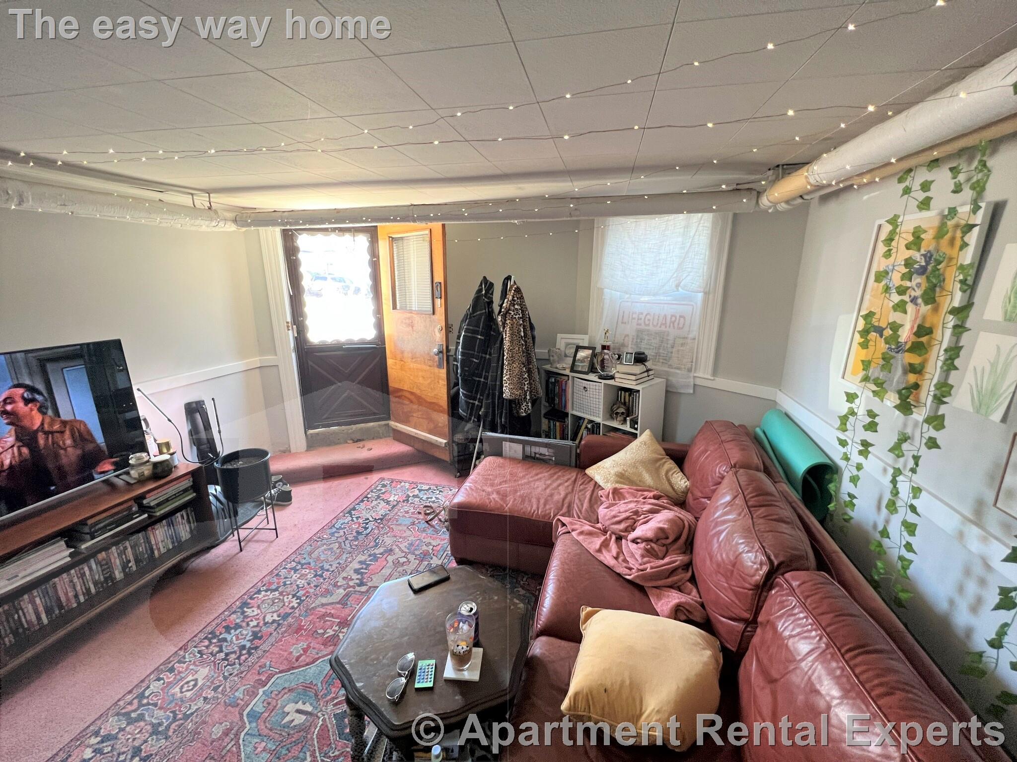 27-29 Cameron Ave, Davis Square