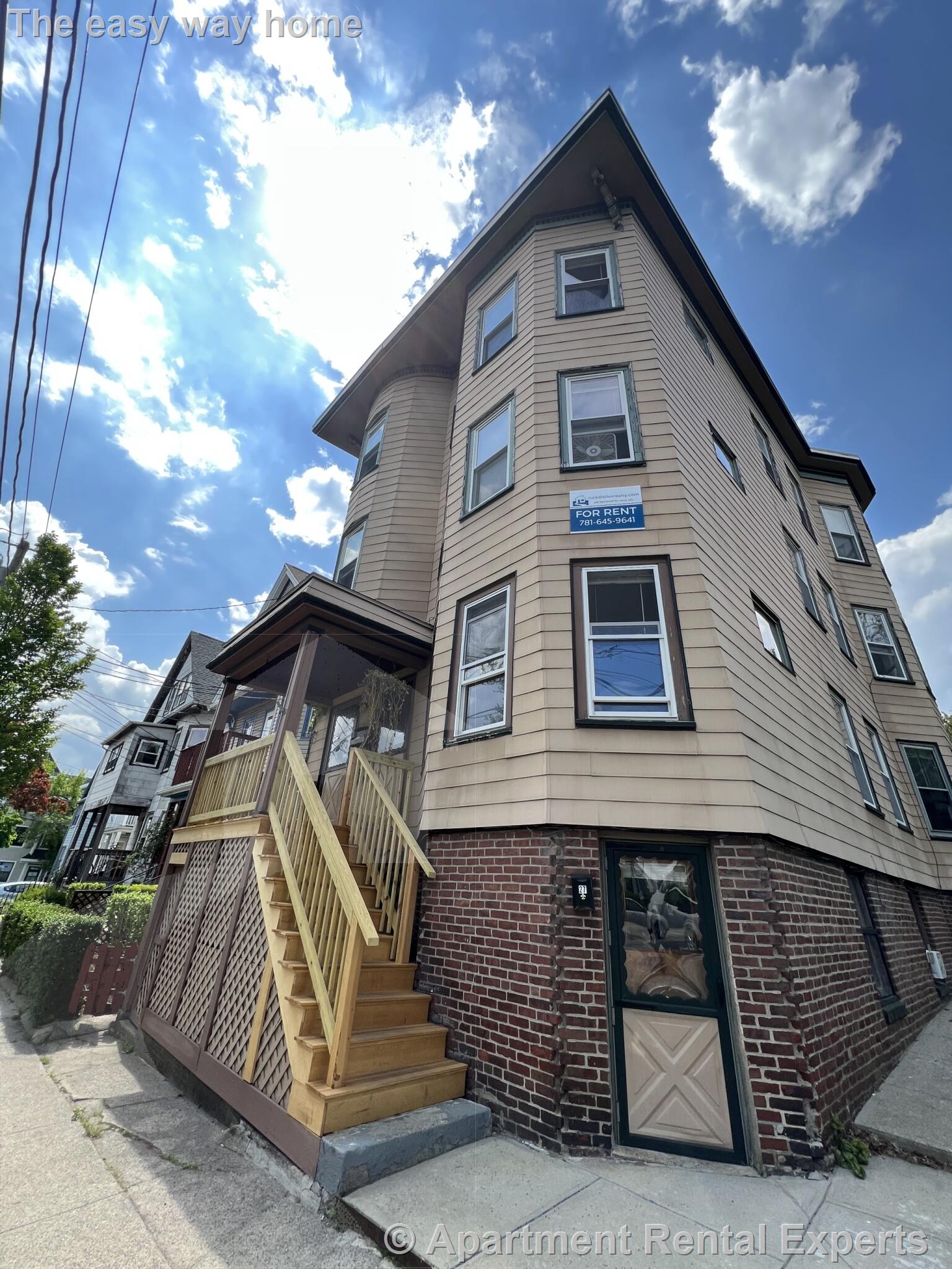 27-29 Cameron Ave, Davis Square