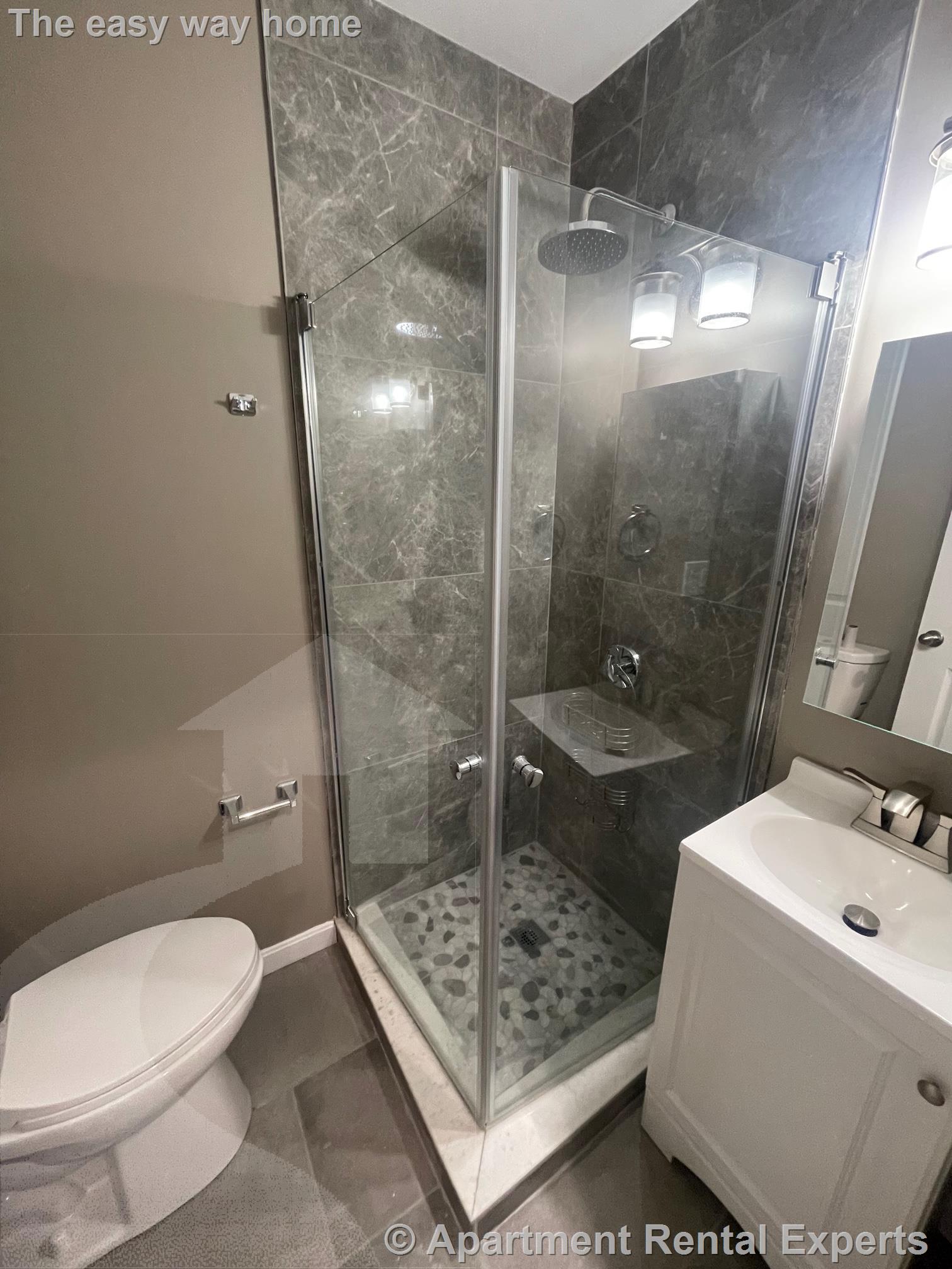 1 Theriault Ct, North Cambridge