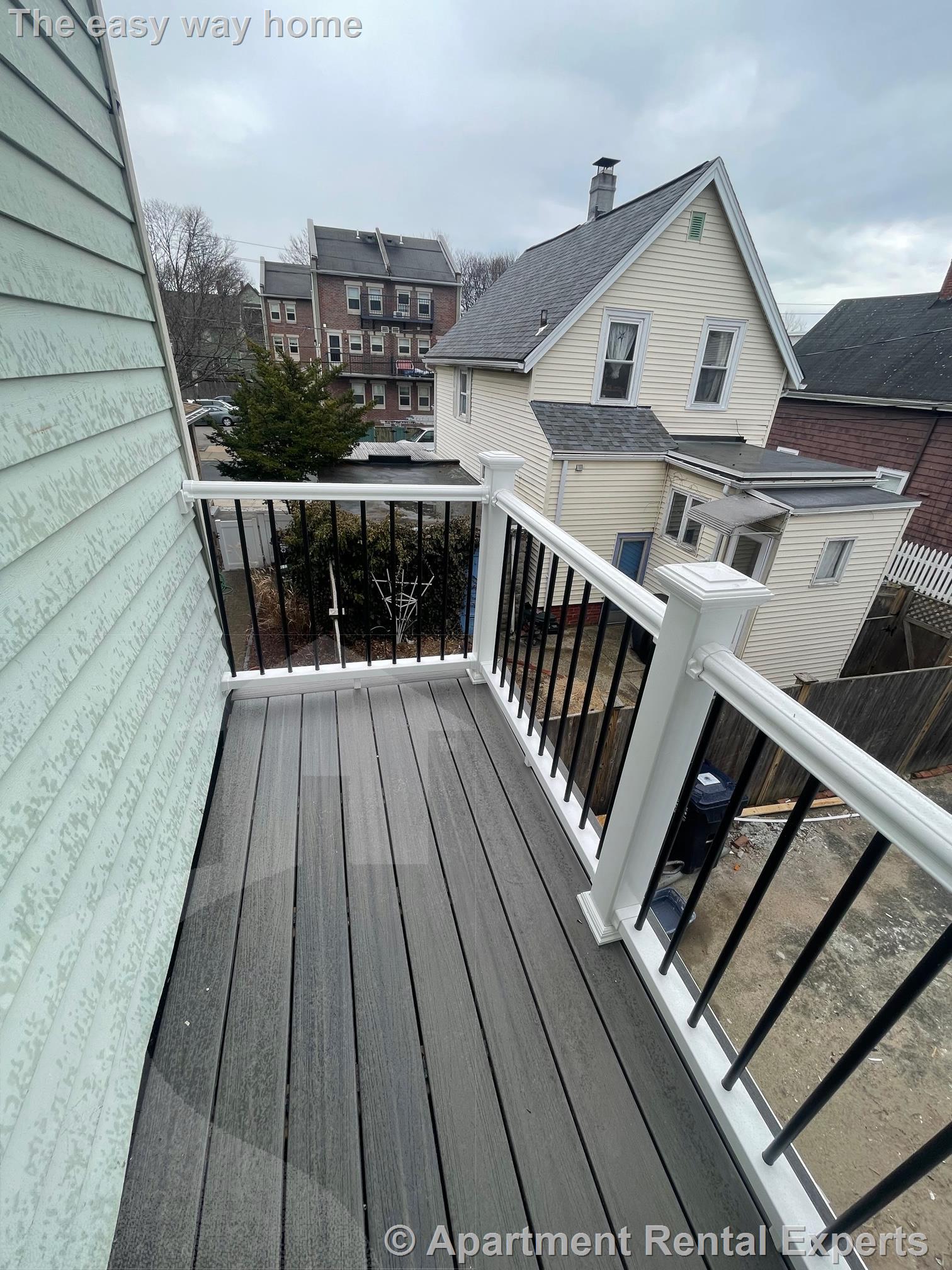 1 Theriault Ct, North Cambridge